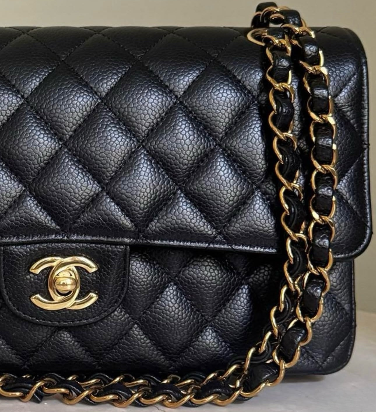 Why the Chain and Lock on Some Chanel Flaps Don’t Match in Color