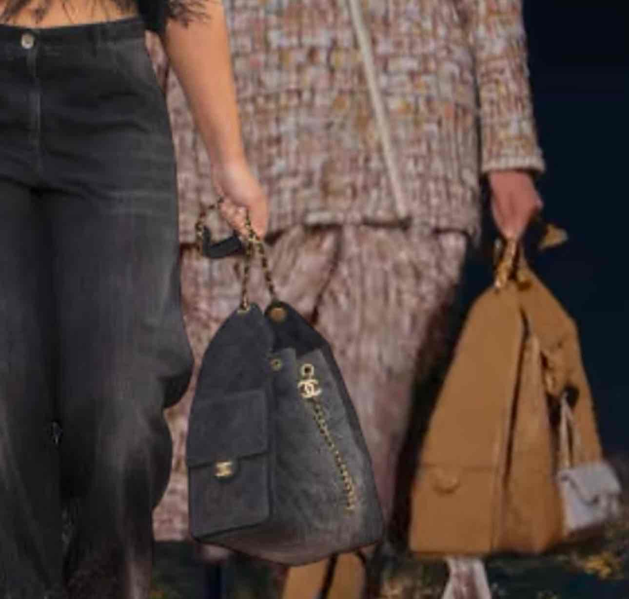 Chanel 25 Hobo: A New Iconic Numeric Favorite