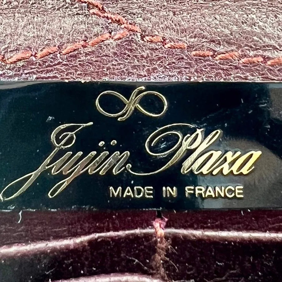 JUJIN PLAXA.