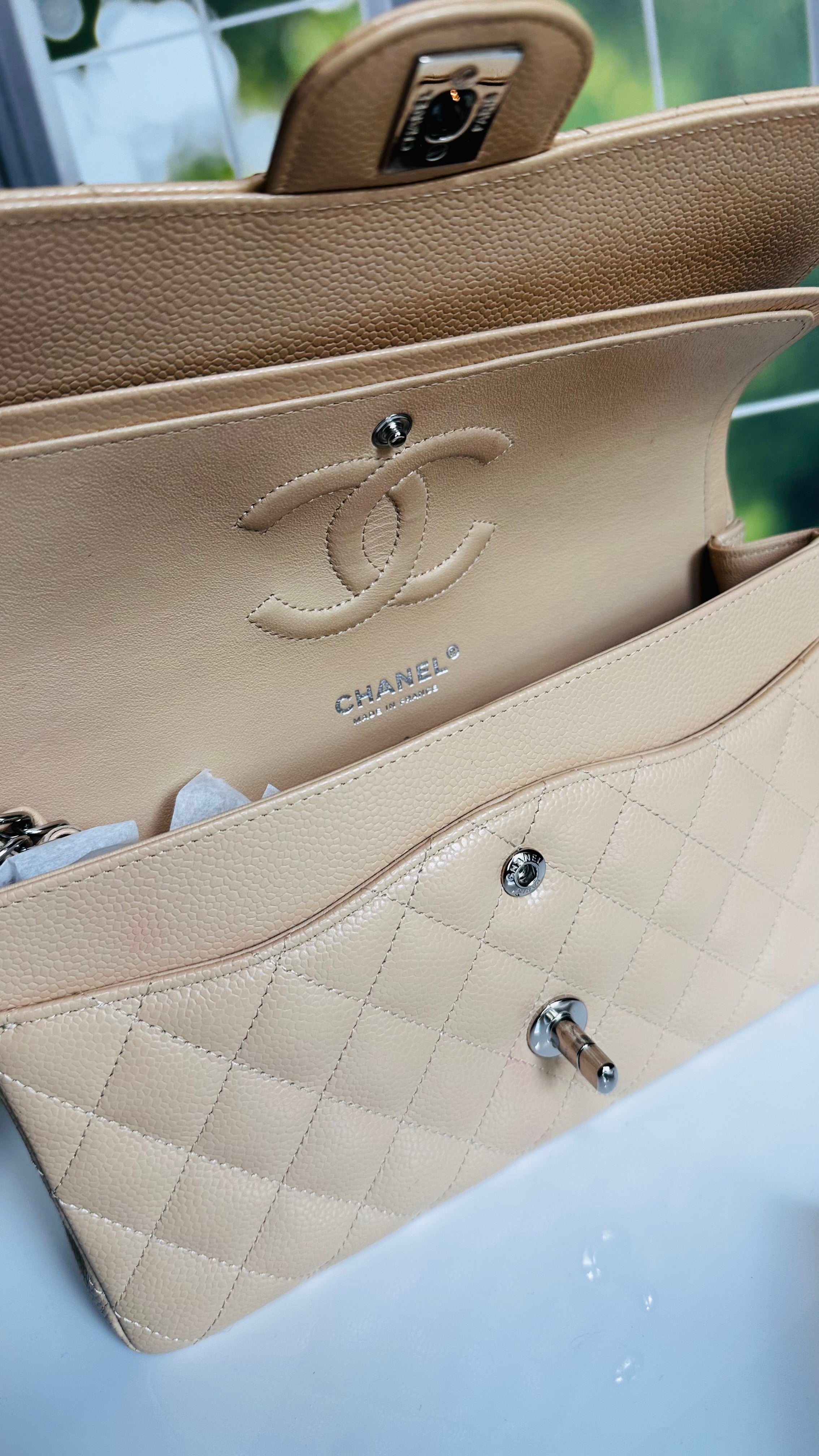 2022 Chanel Medium Classic Flap Beige Clair Caviar SHW