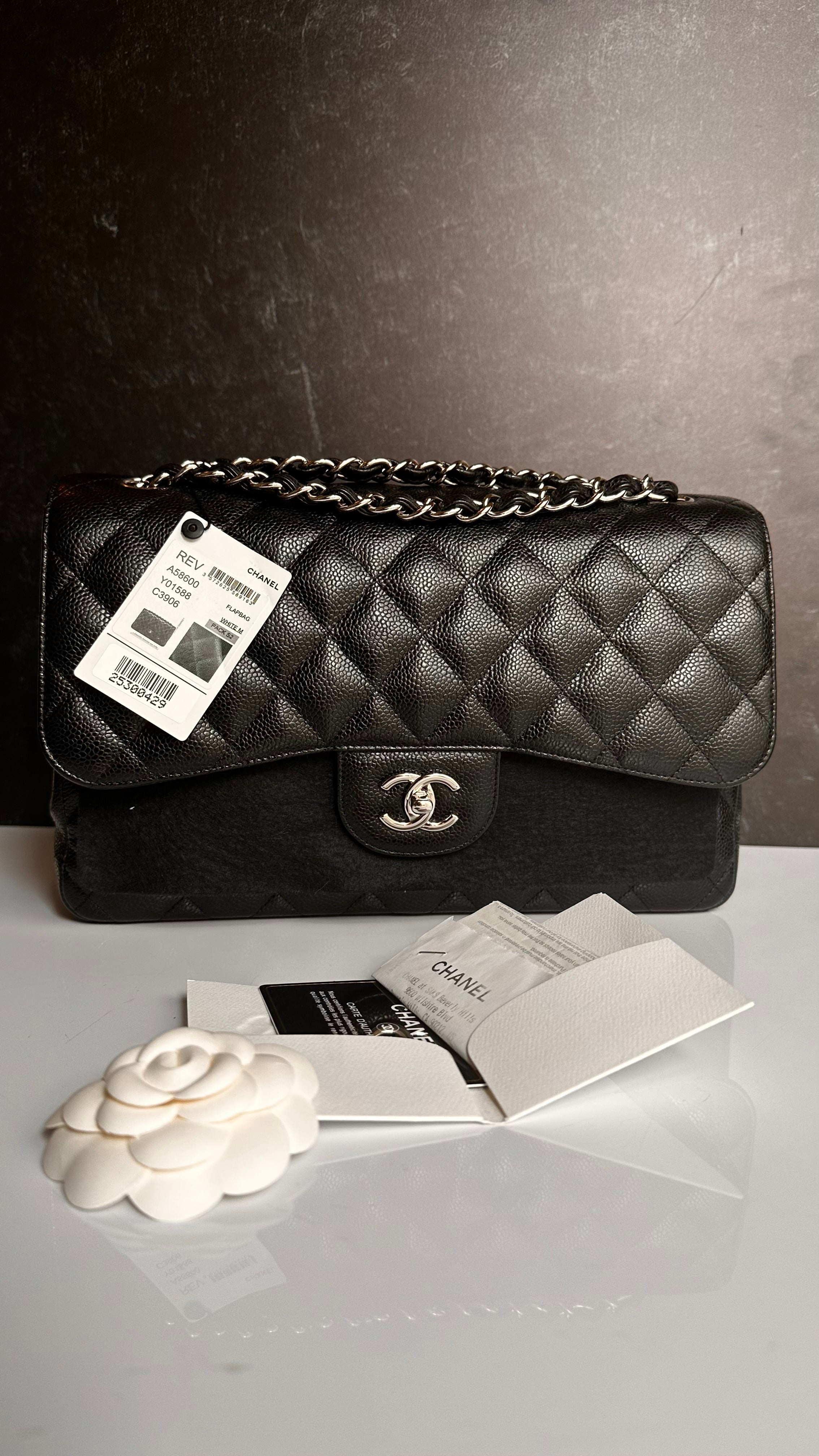 Chanel Timeless Classic Flap Jumbo Black Caviar SHW