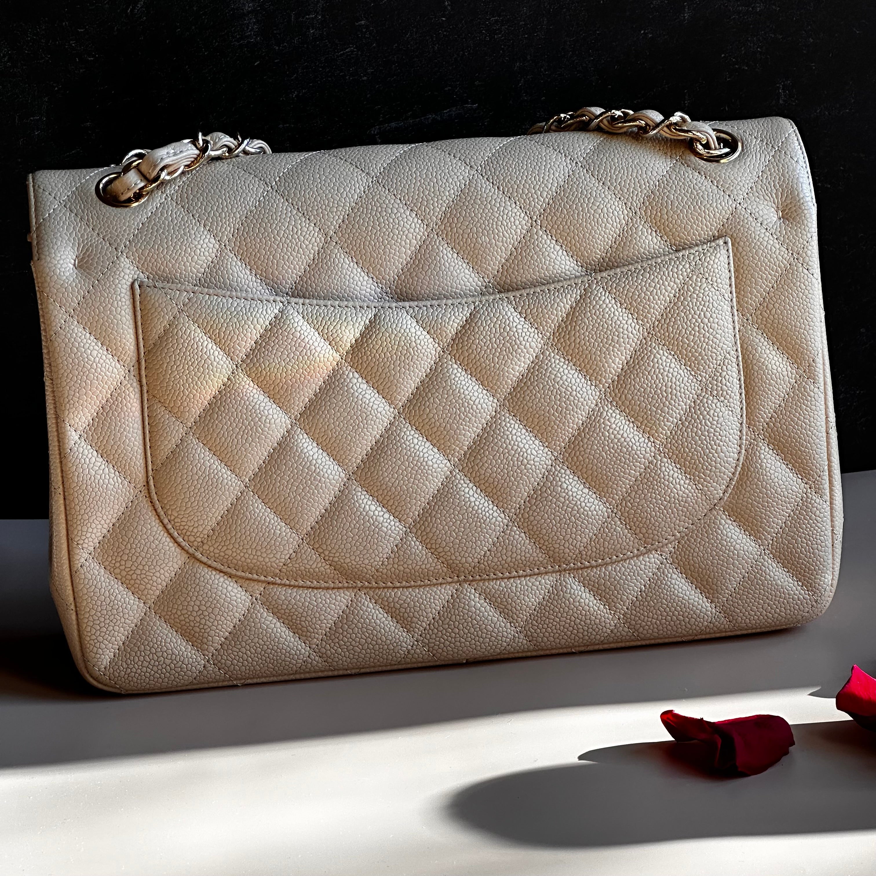 Chanel jumbo Beige Clair Classic Flap