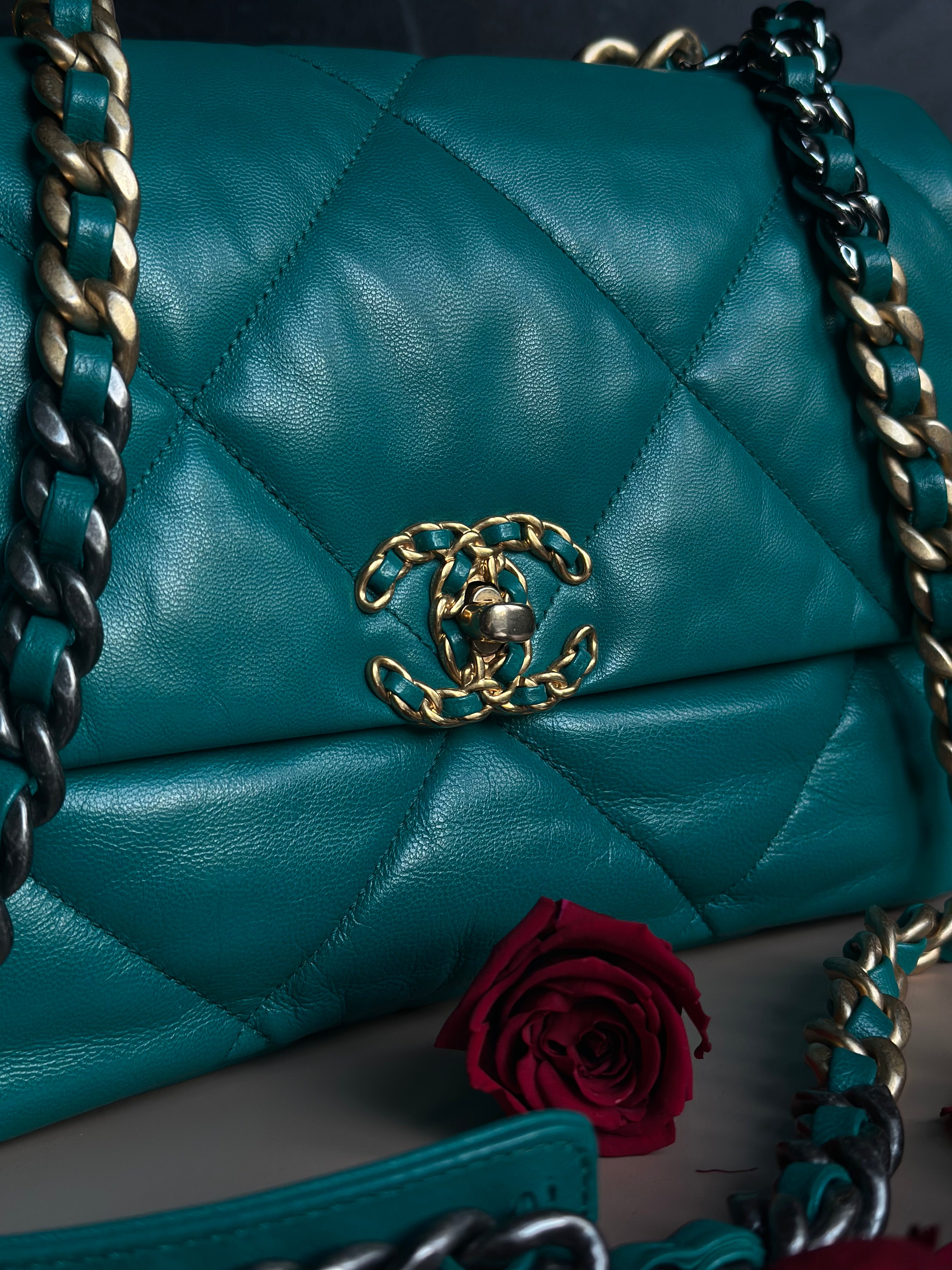 19K Medium-Large 19 Flap Dark Green Goatskin Trio Mix Hardware