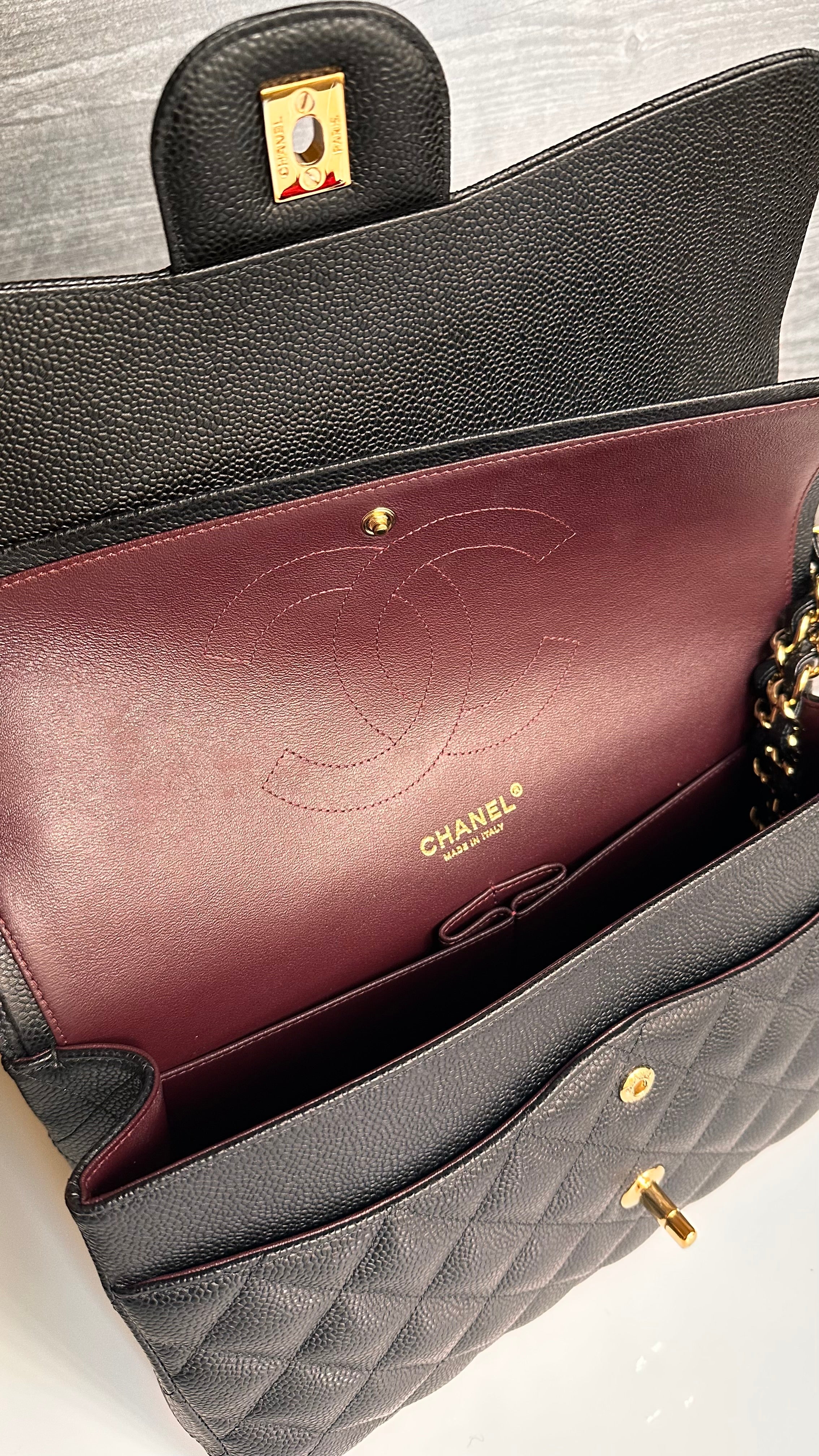Chanel Jumbo Timeless Classic Double Flap Black Caviar GHW