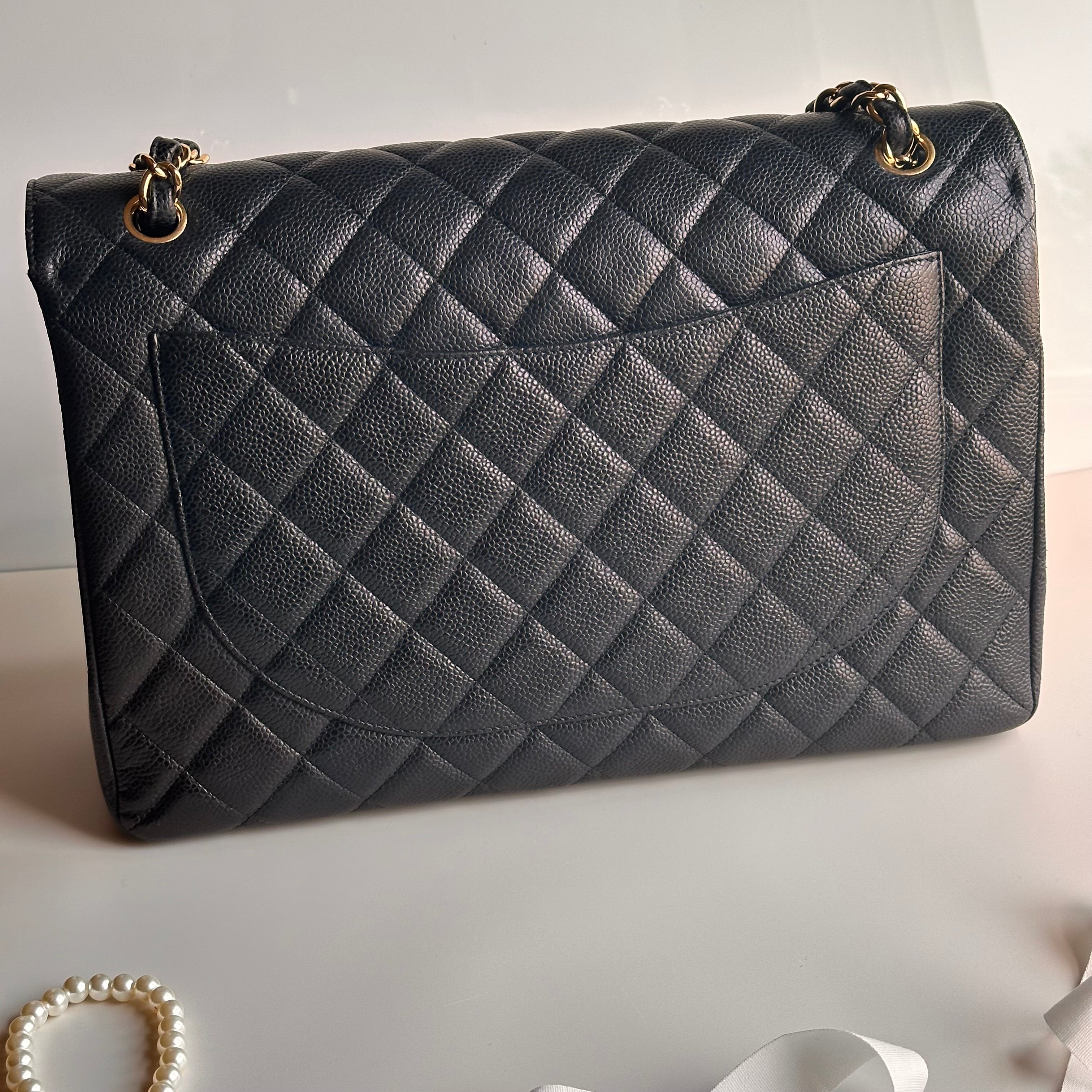 Chanel Maxi Classic Single Flap Black Caviar GHW