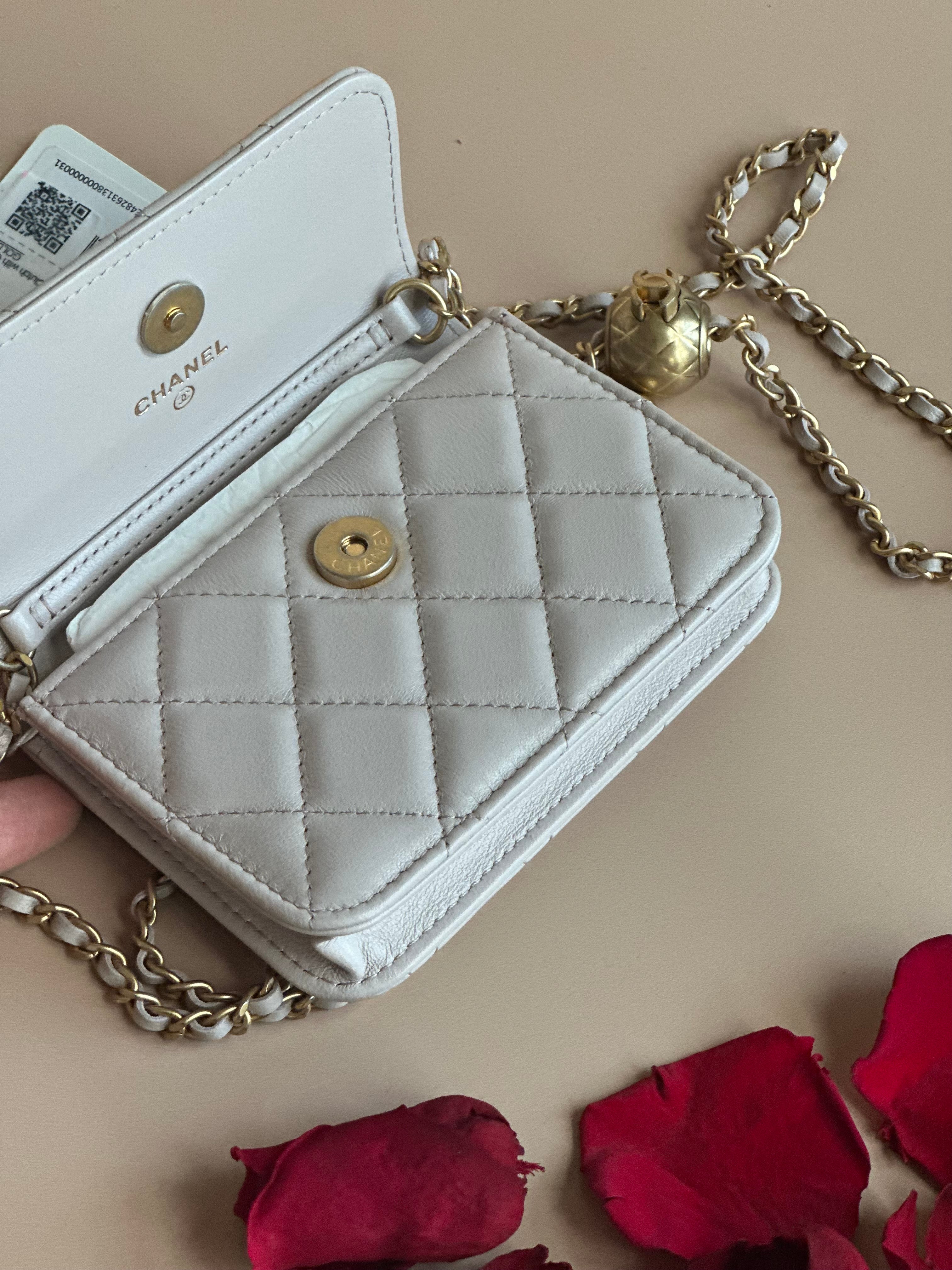 21B Chanel Pearl Crush Mini Clutch with chain lilac lambskin and aged gold hardware