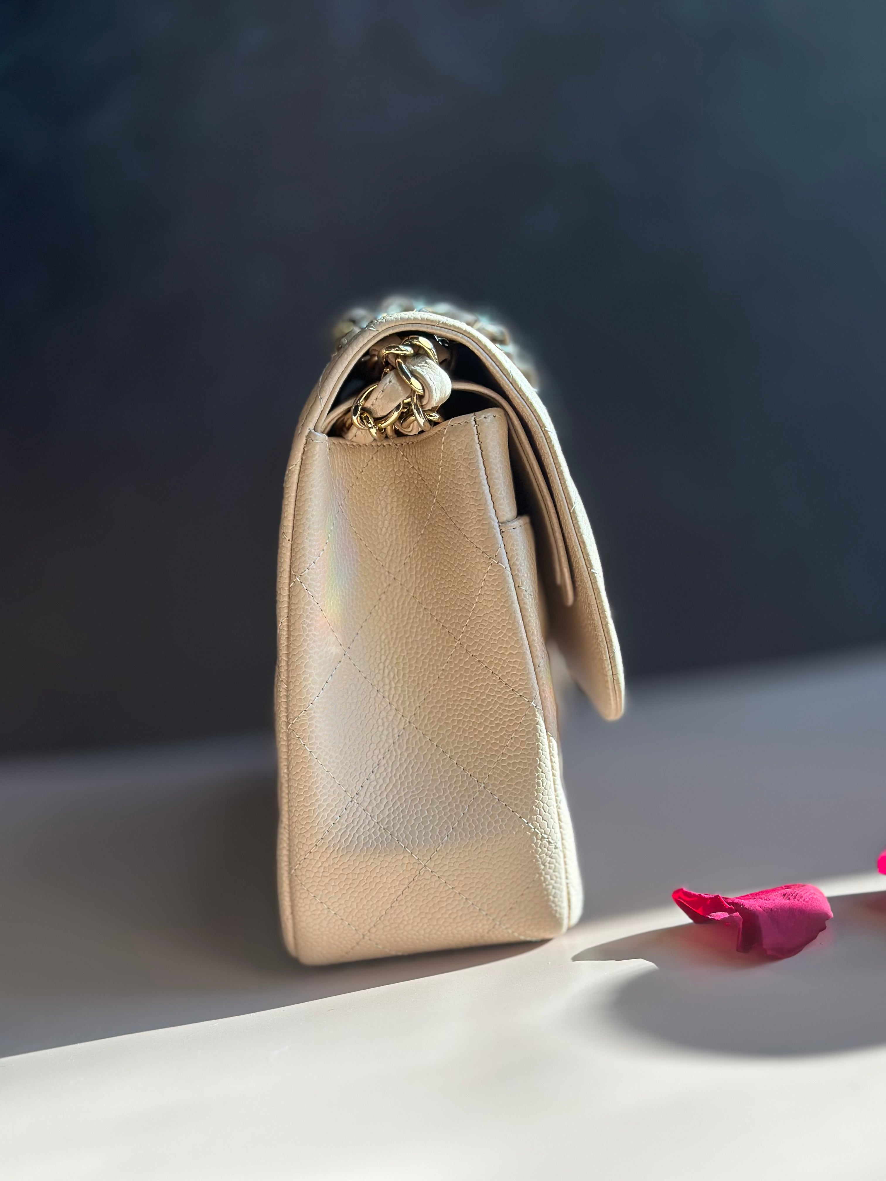 Chanel jumbo Beige Clair Classic Flap