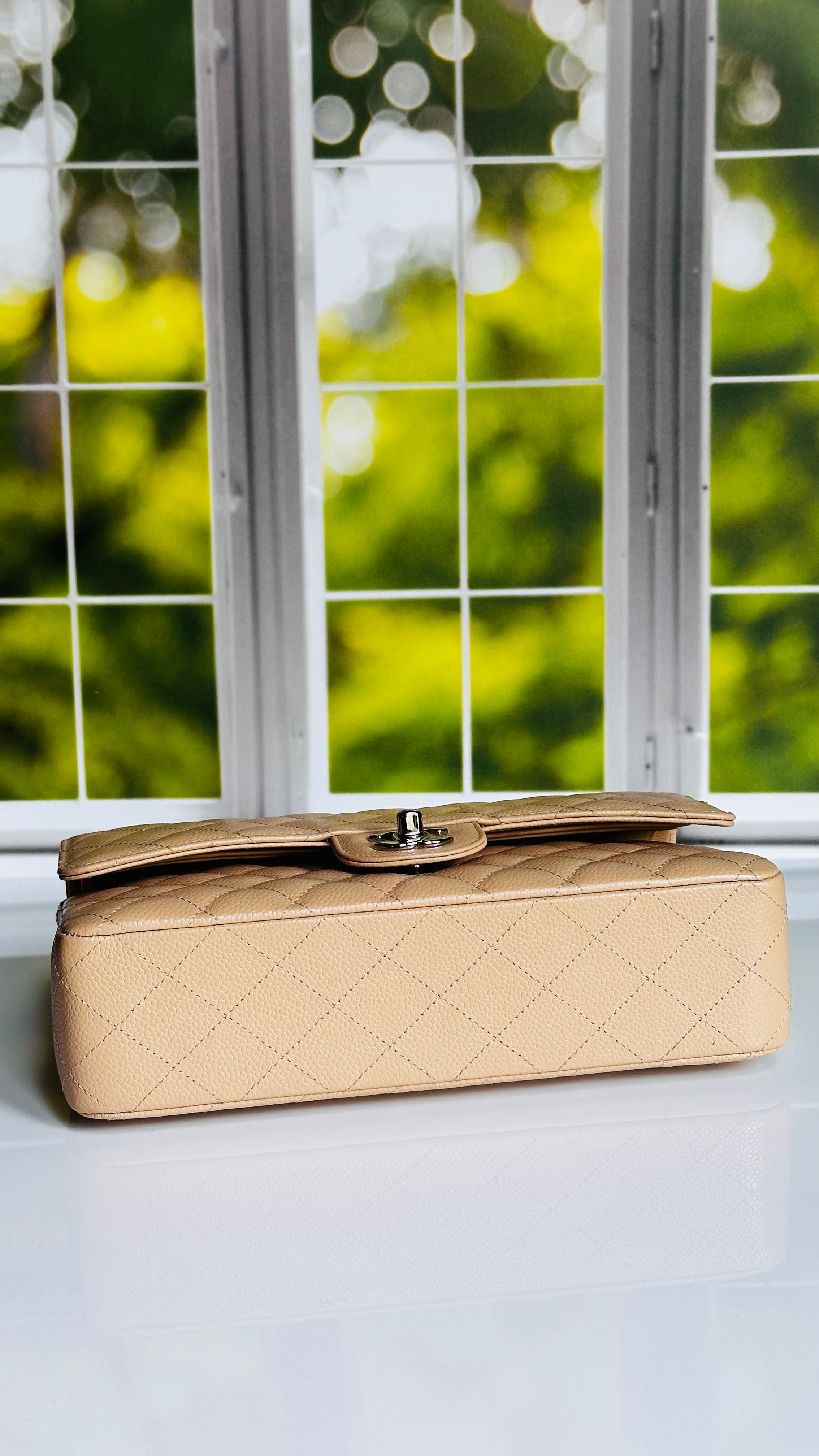 2022 Chanel Medium Classic Flap Beige Clair Caviar SHW