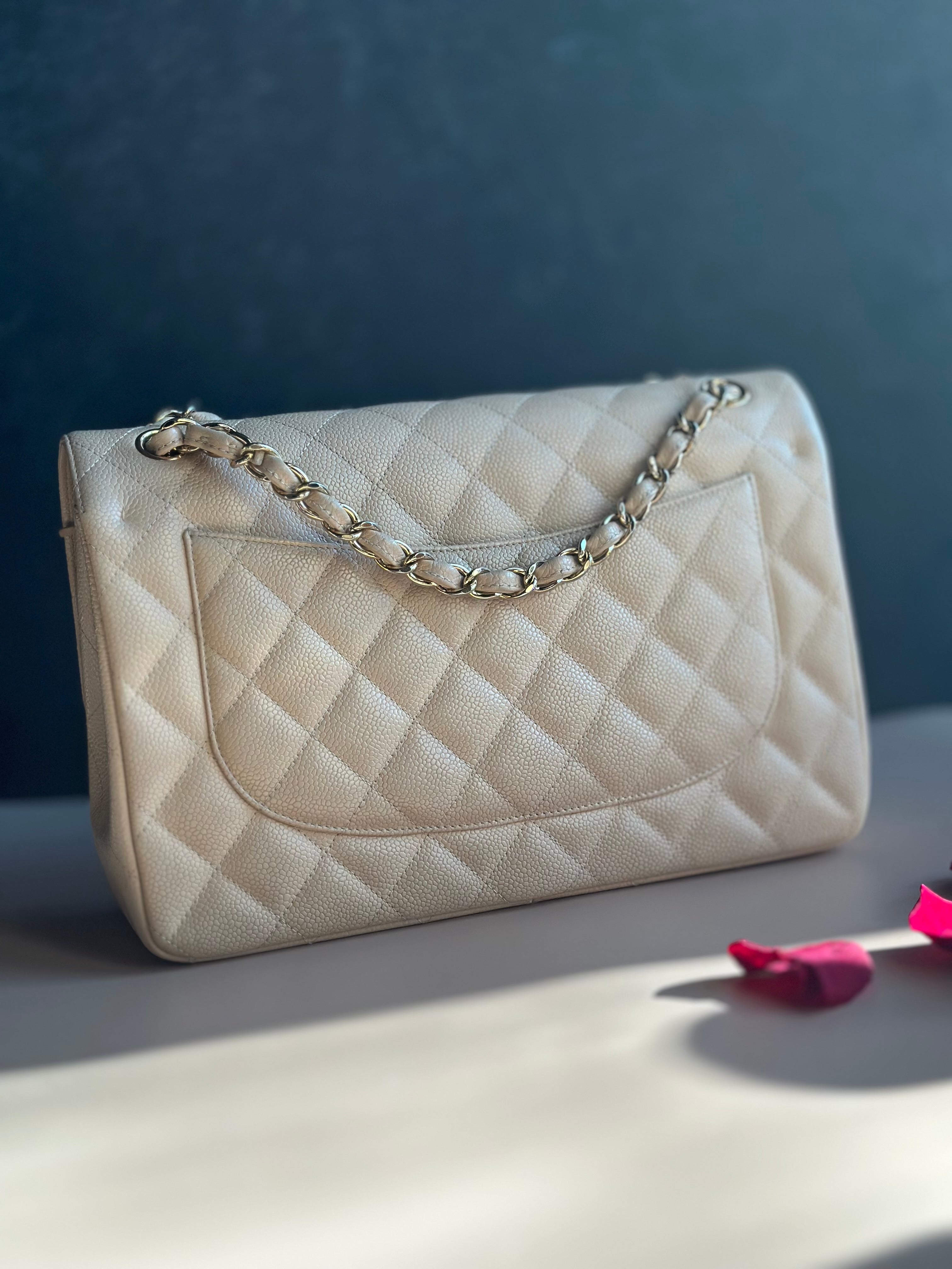 Chanel jumbo Beige Clair Classic Flap