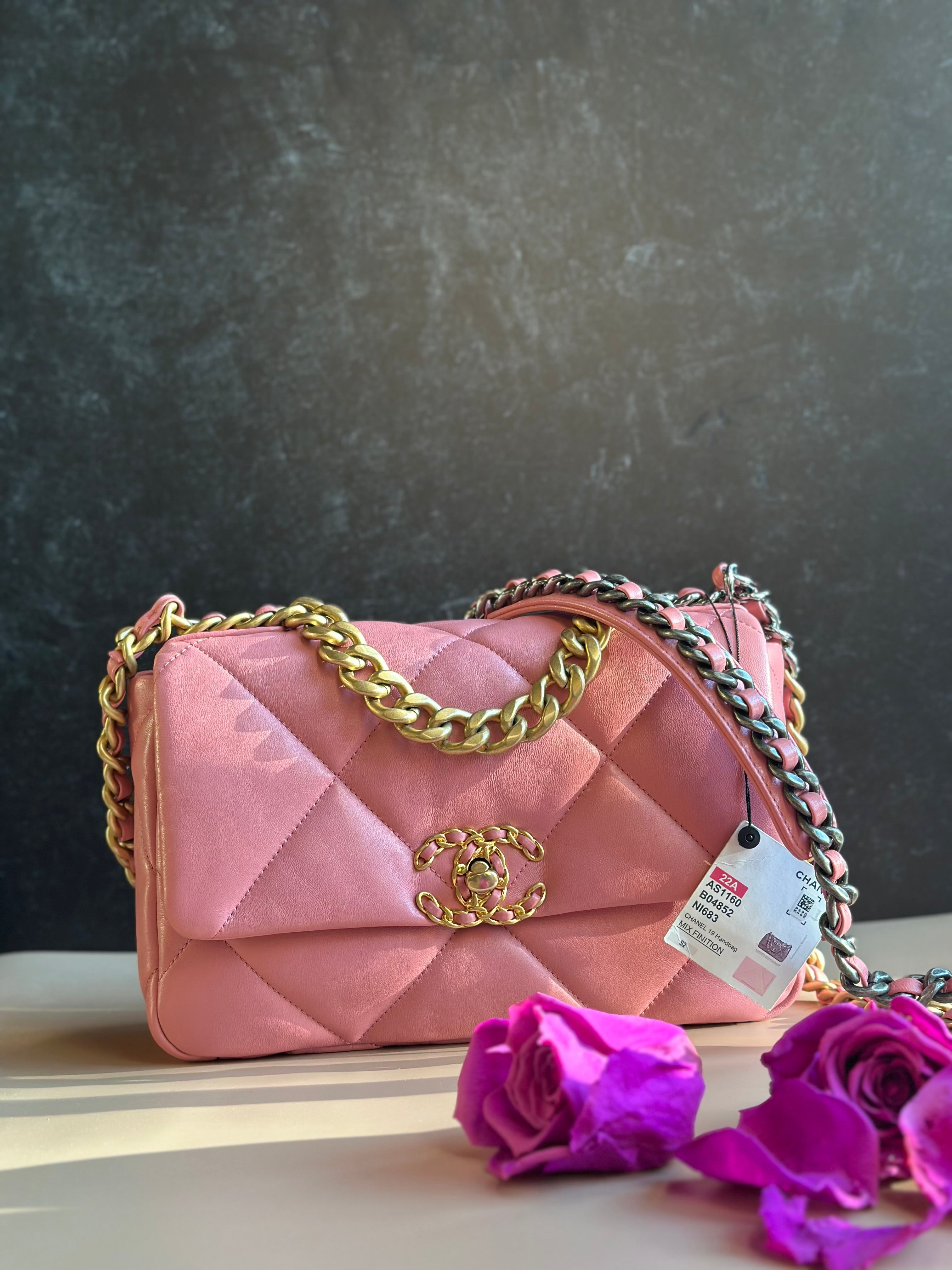 22A Chanel Medium 19 Pink Flap Lambskin Trio Mix Hardwares
