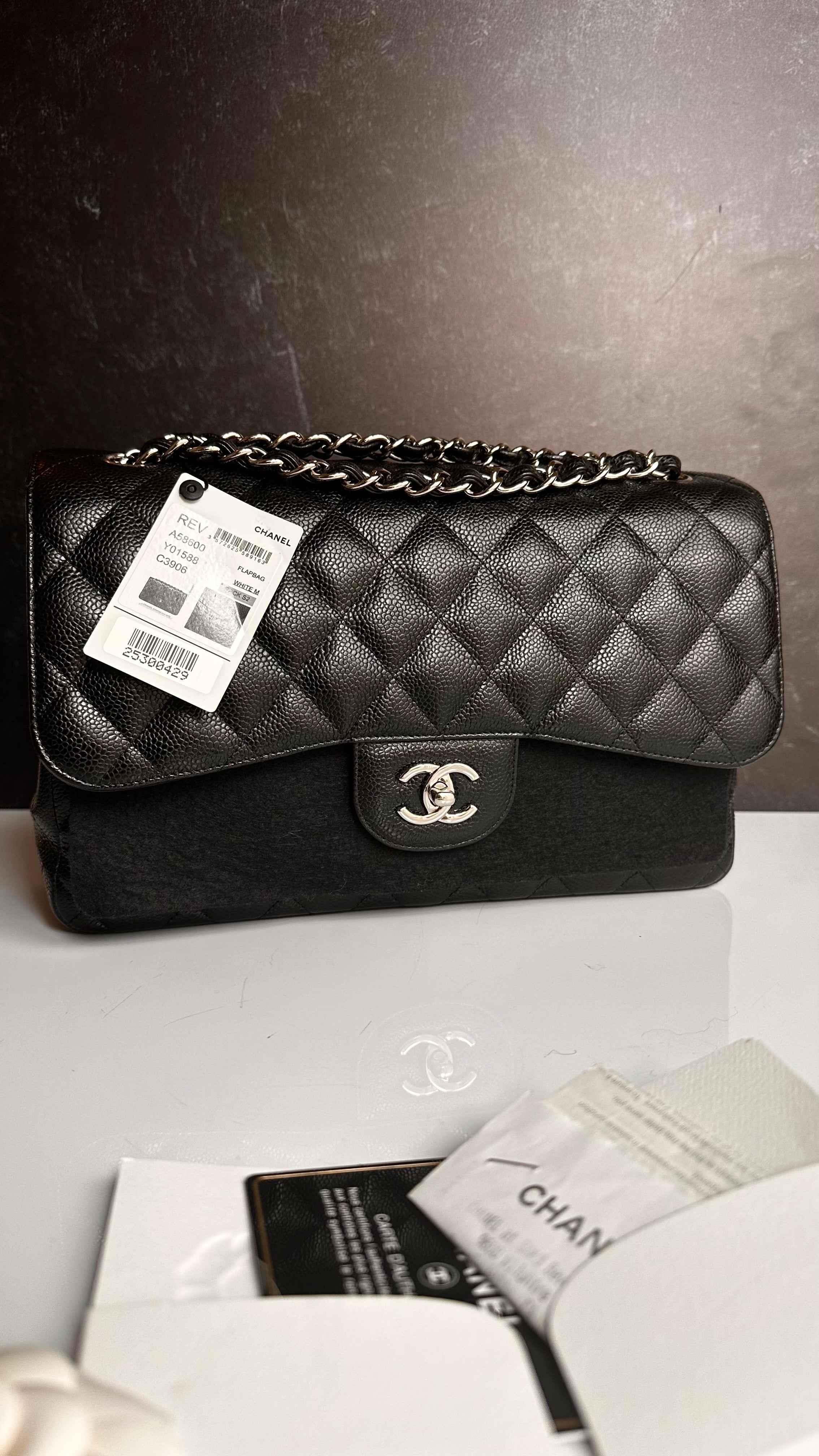 Chanel Timeless Classic Flap Jumbo Black Caviar SHW