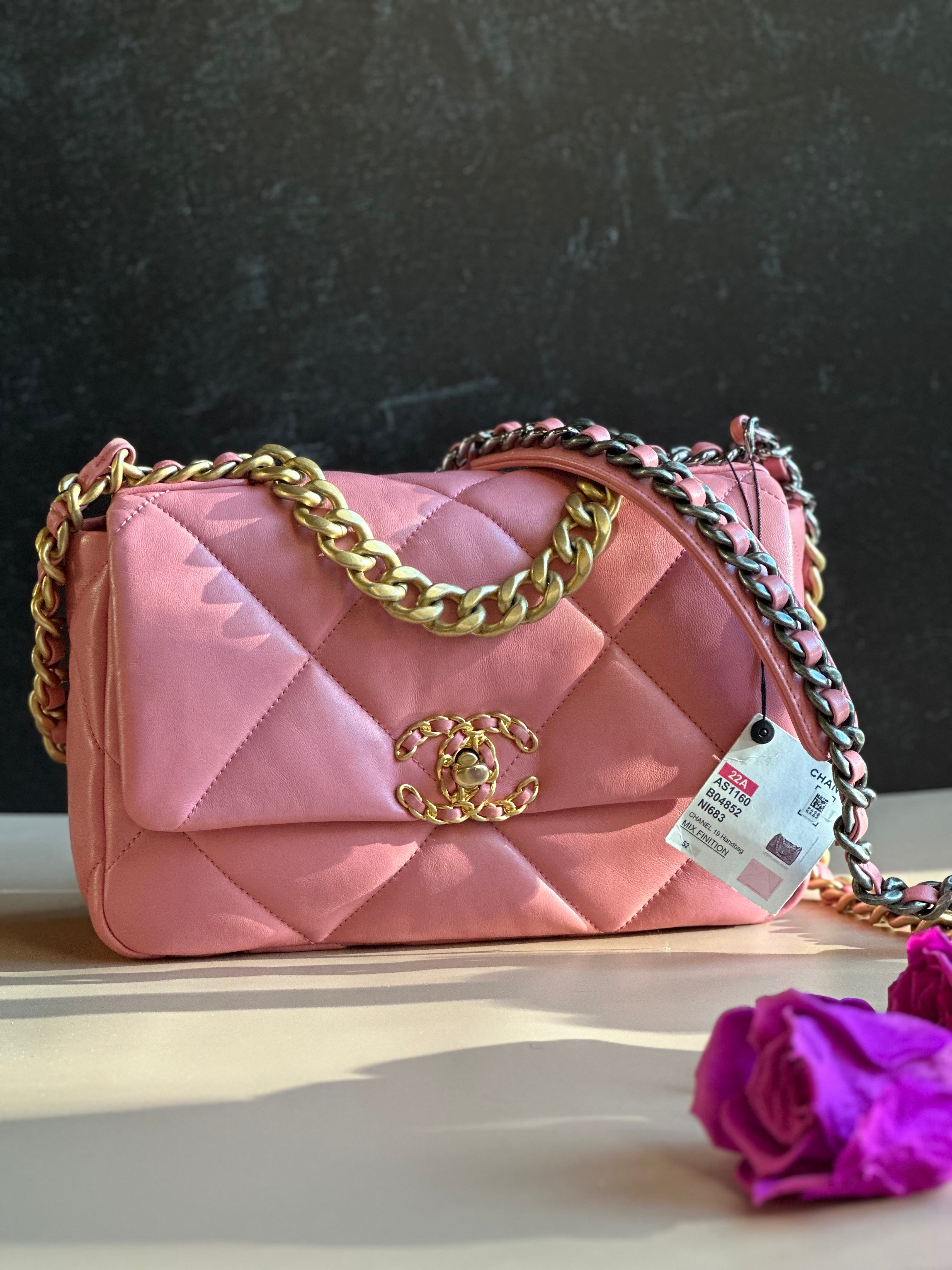 22A Chanel Medium 19 Pink Flap Lambskin Trio Mix Hardwares
