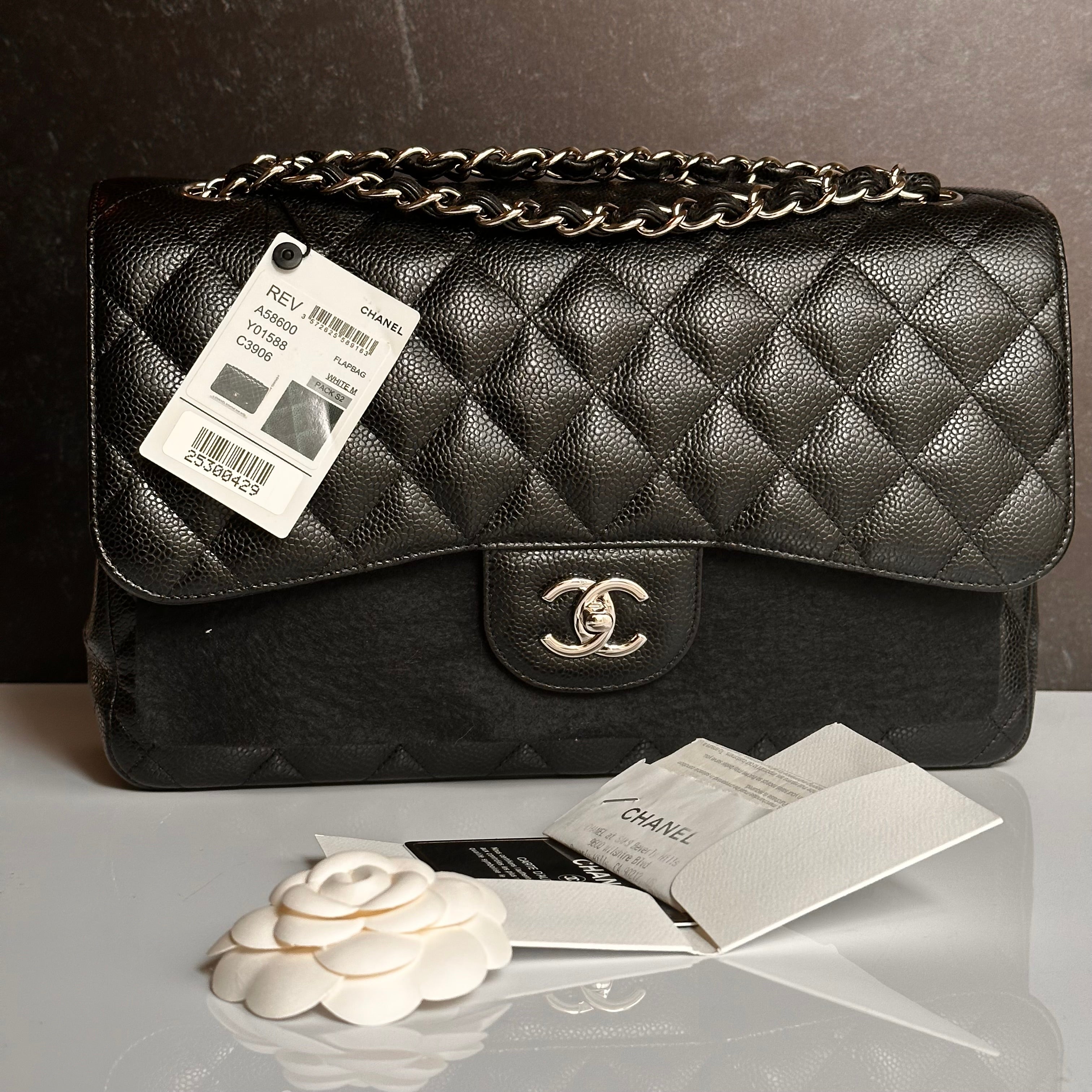 Chanel Timeless Classic Flap Jumbo Black Caviar SHW
