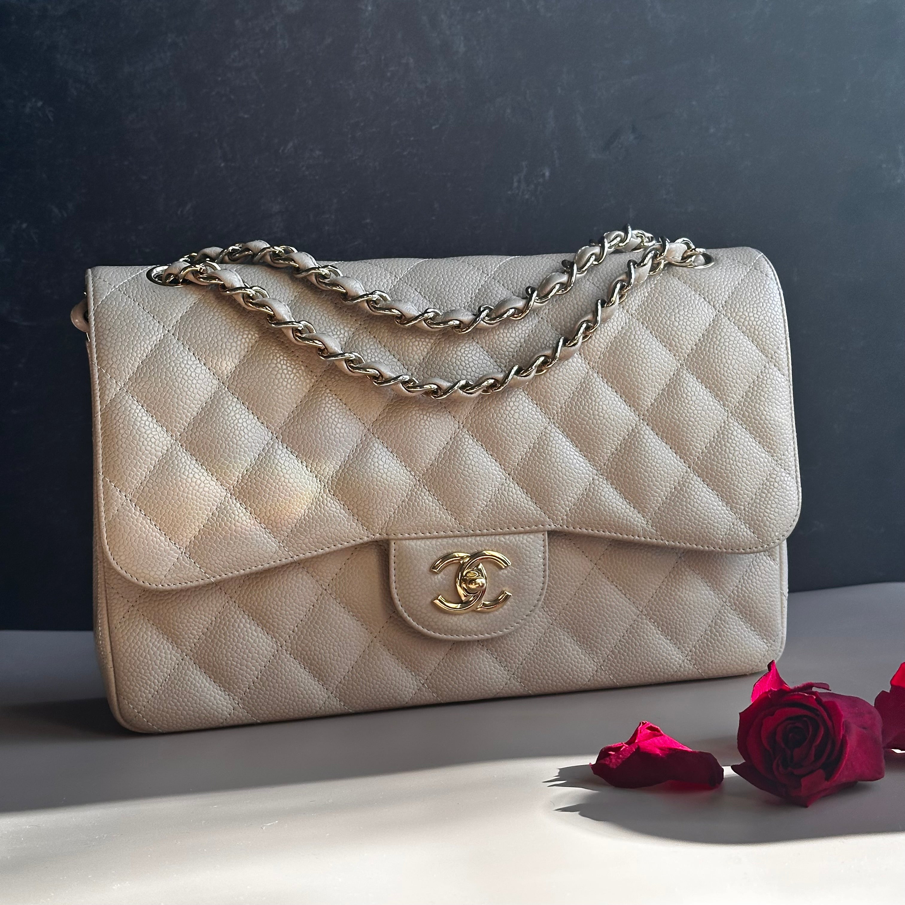 Chanel jumbo Beige Clair Classic Flap