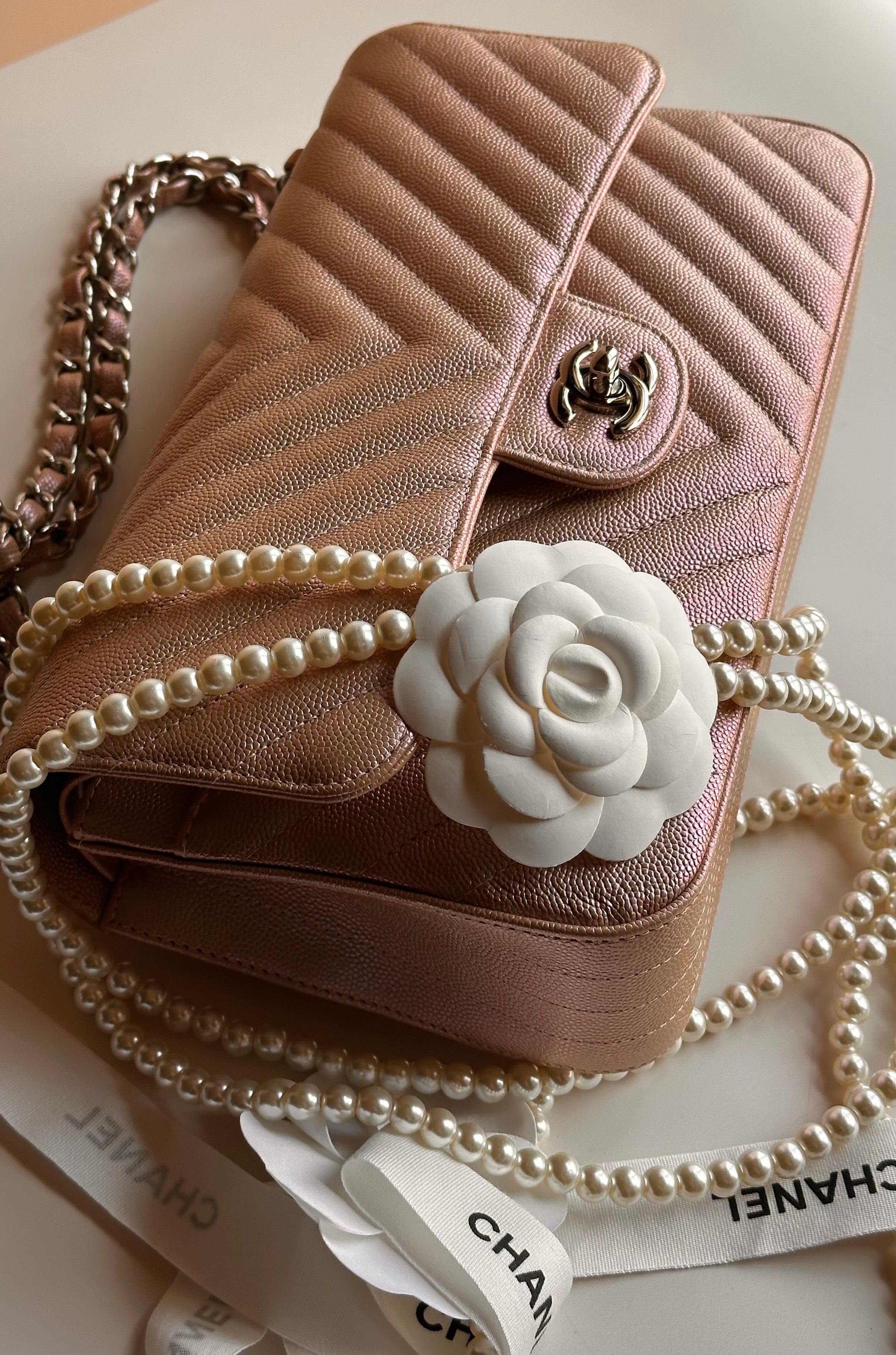 17B Chanel Medium Classic Flap Metallic Rose Gold Chevron SHW