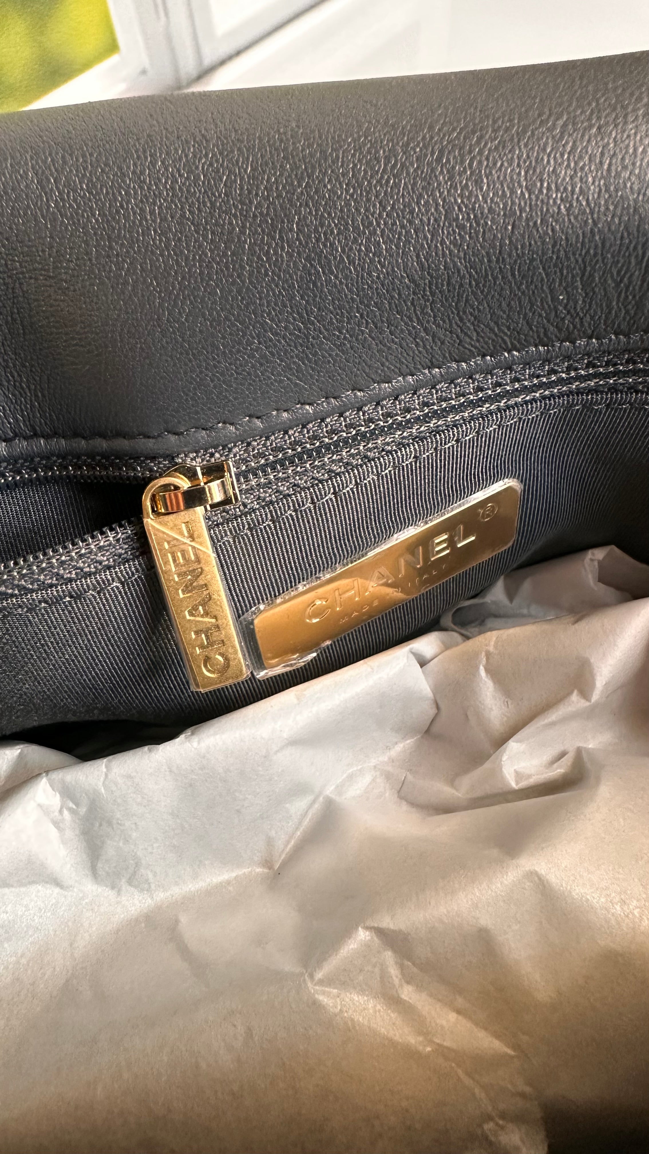 21B Chanel Small-Medium 19 Flap Dark Grey Lambskin