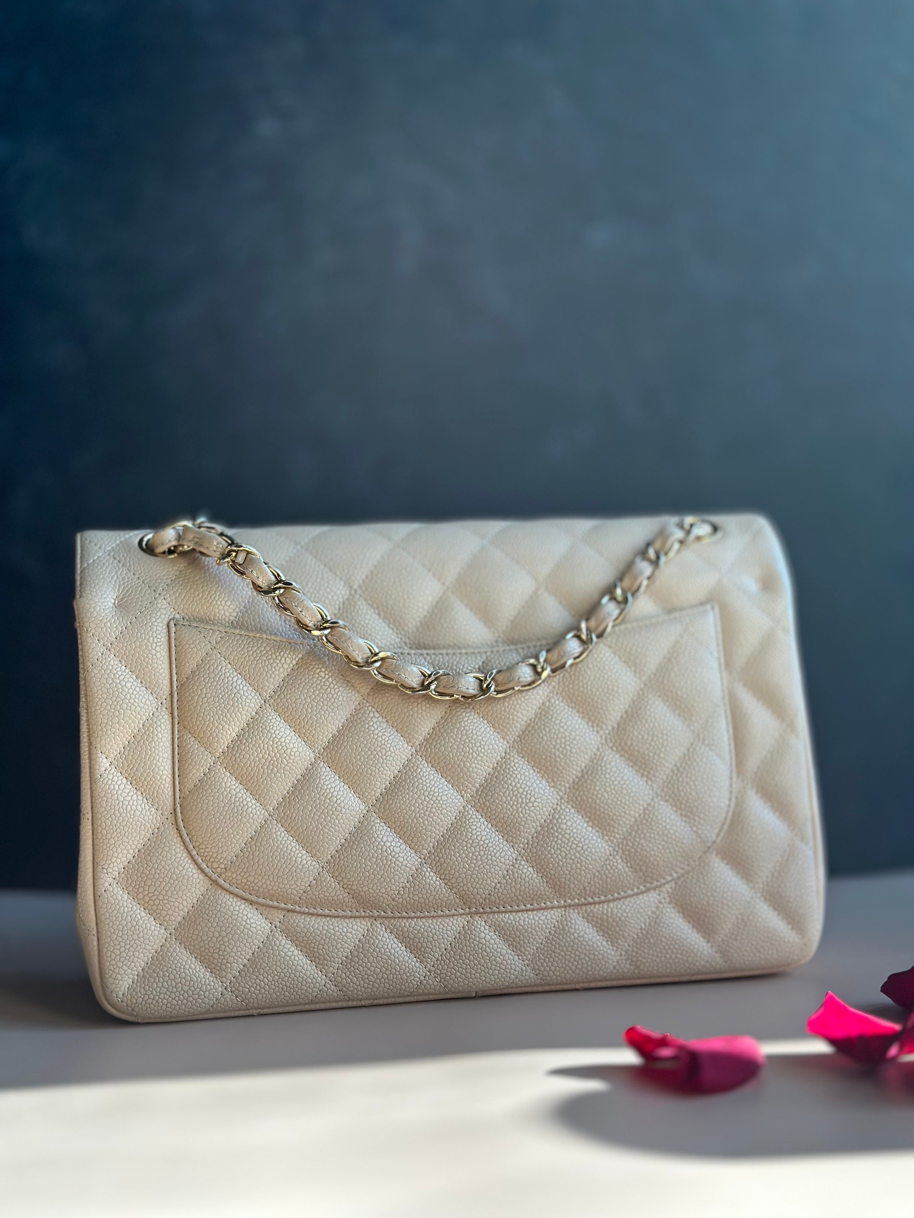 Chanel jumbo Beige Clair Classic Flap