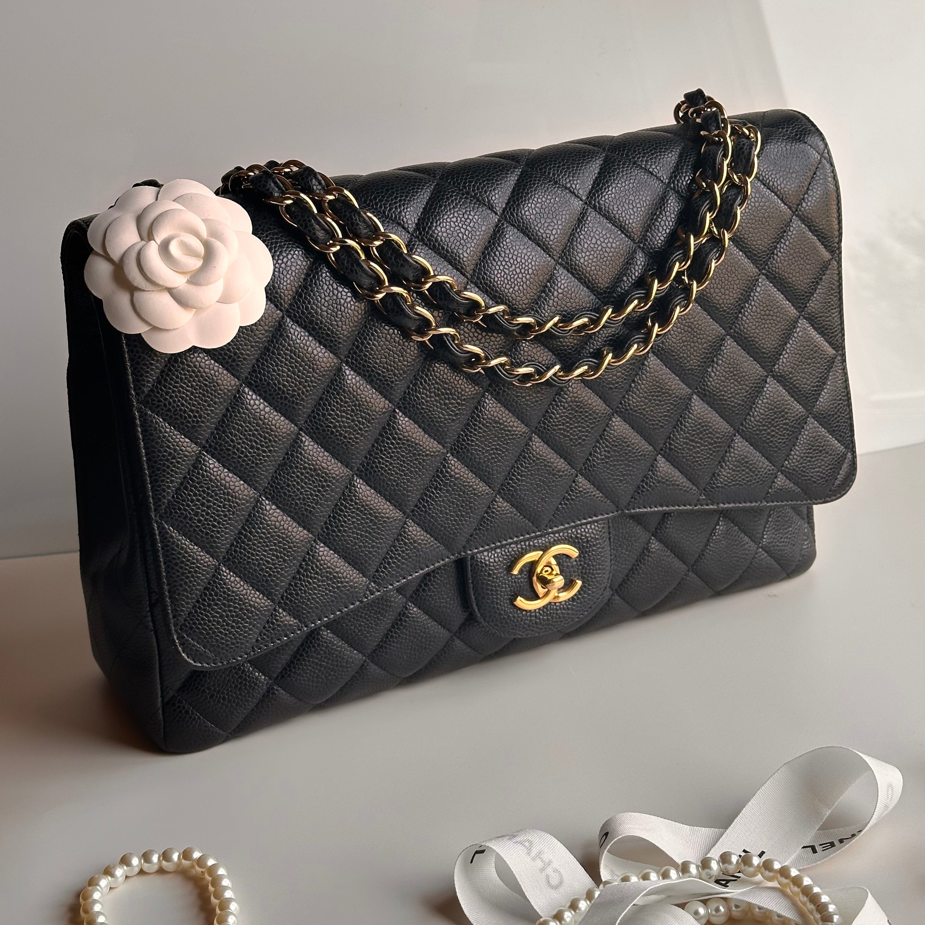 Chanel Maxi Classic Single Flap Black Caviar GHW