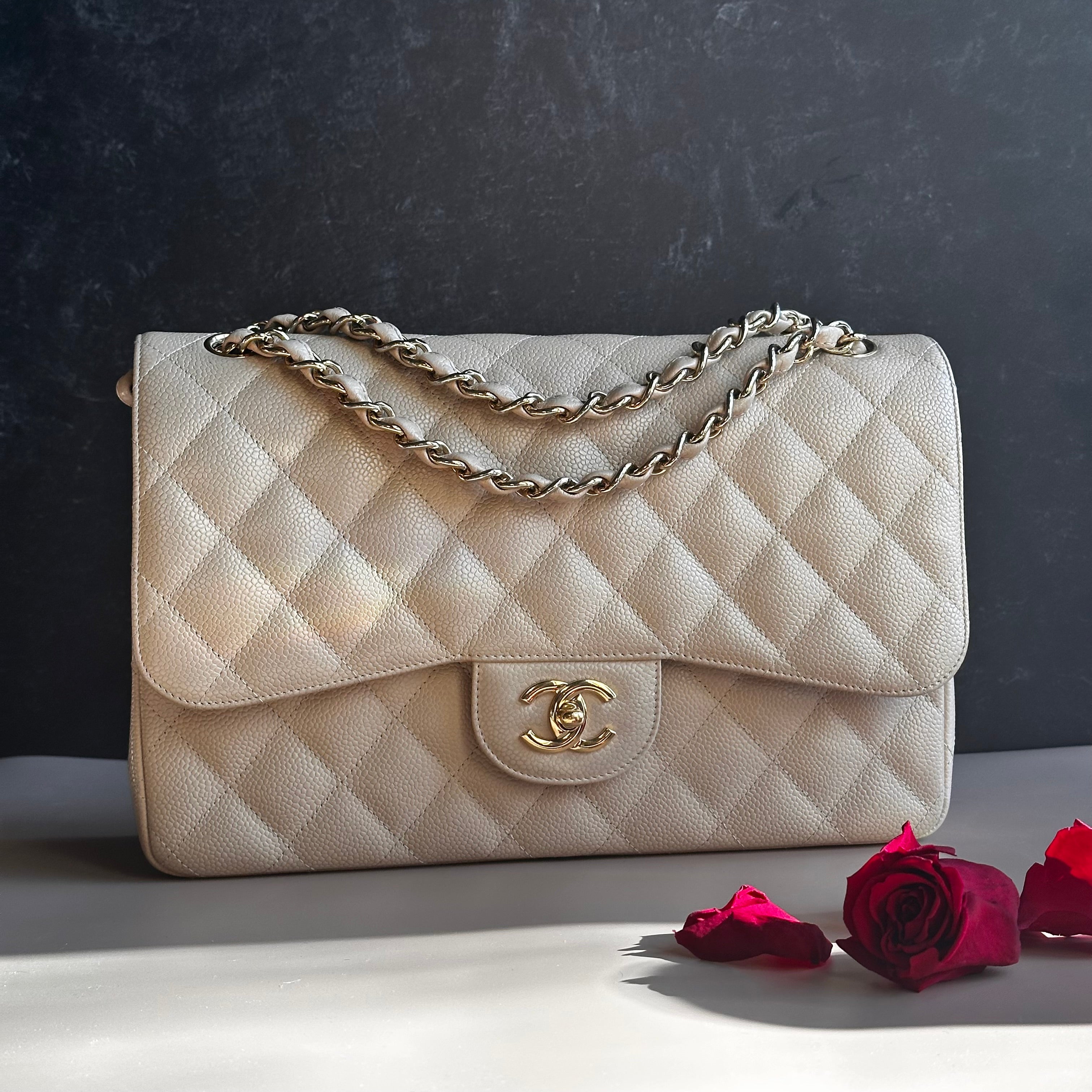 Chanel jumbo Beige Clair Classic Flap