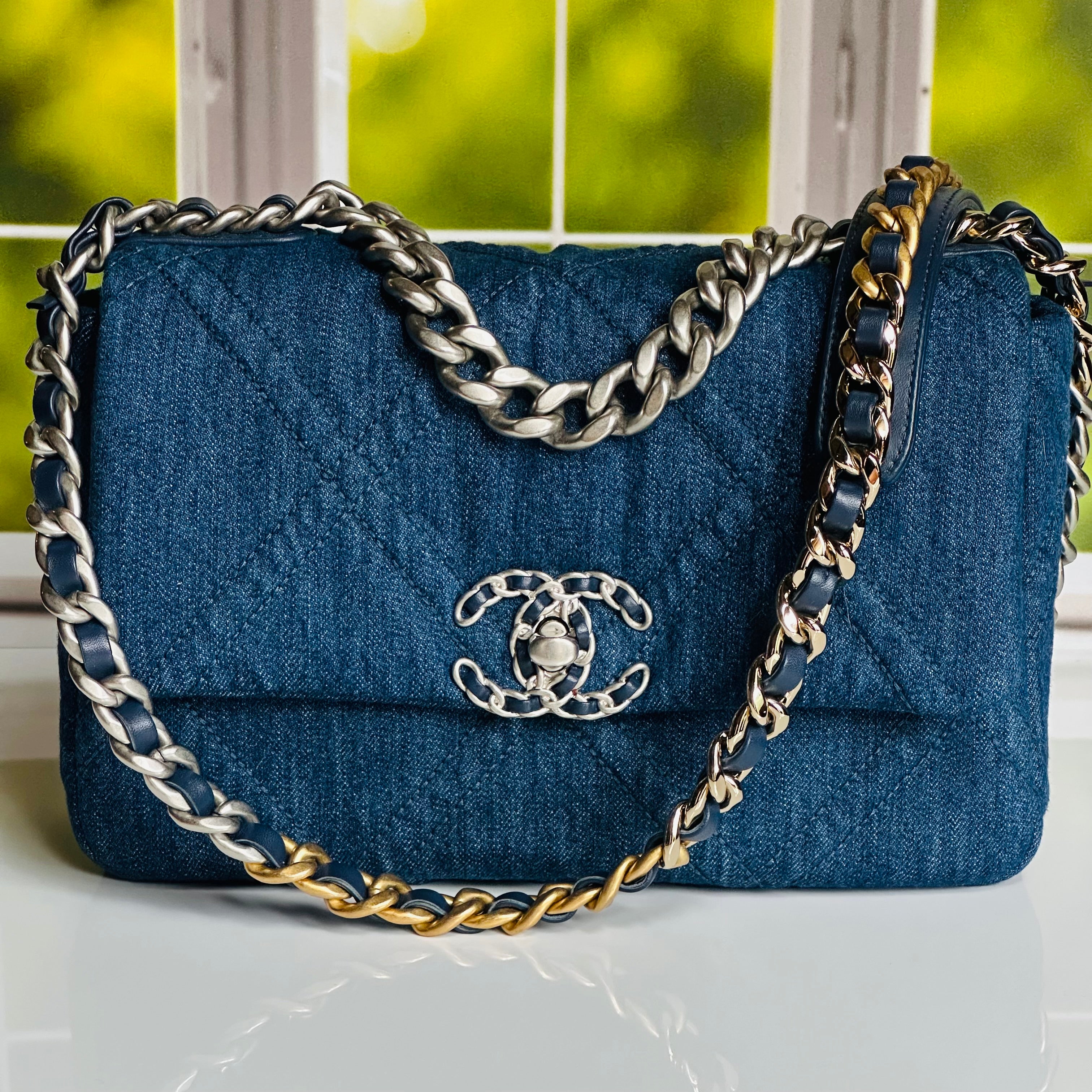 2022 Chanel Small-Medium 19 Flap Dark Blue Denim w/mixed Finish Hardware