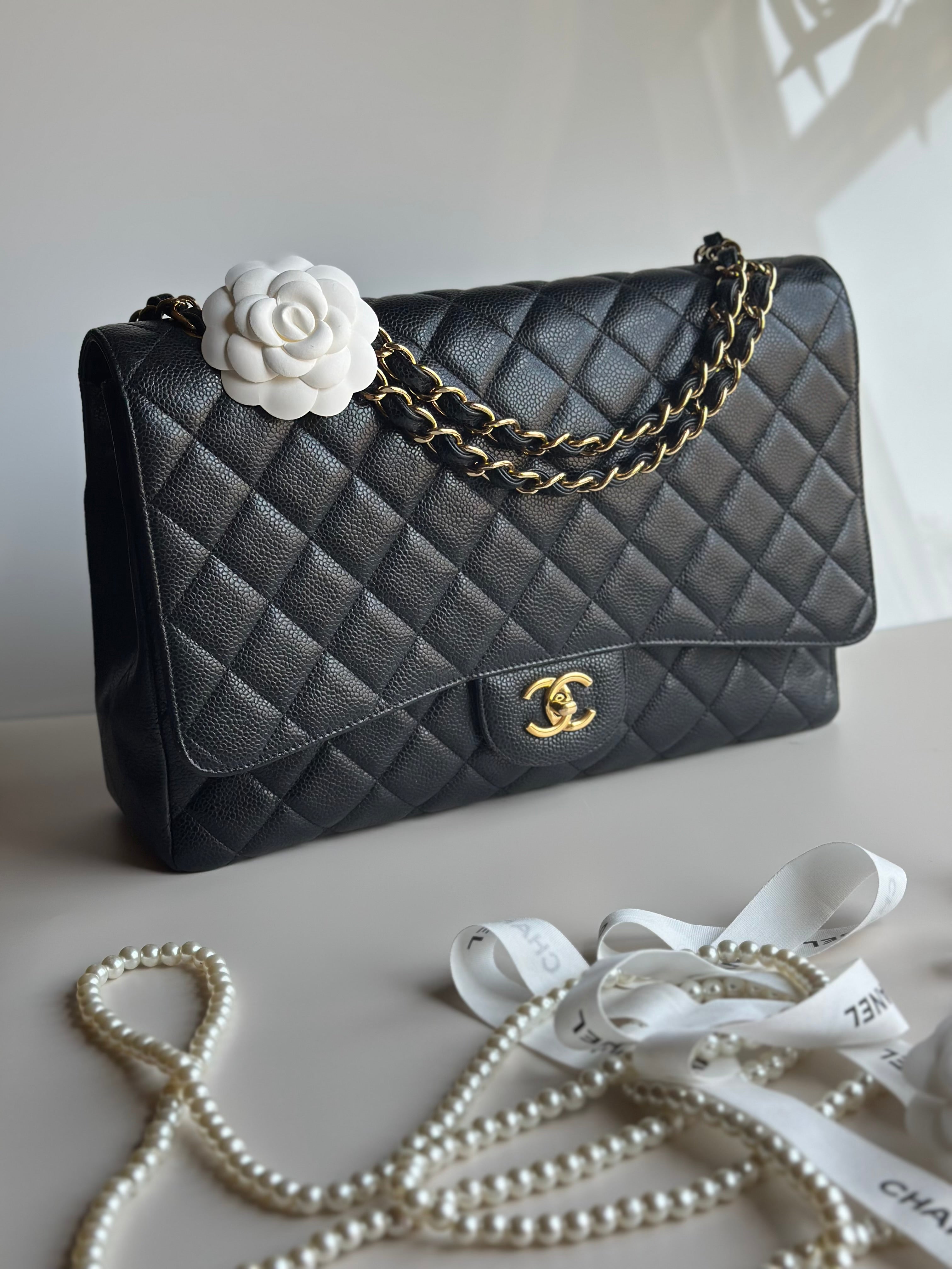 Chanel Maxi Classic Single Flap Black Caviar GHW