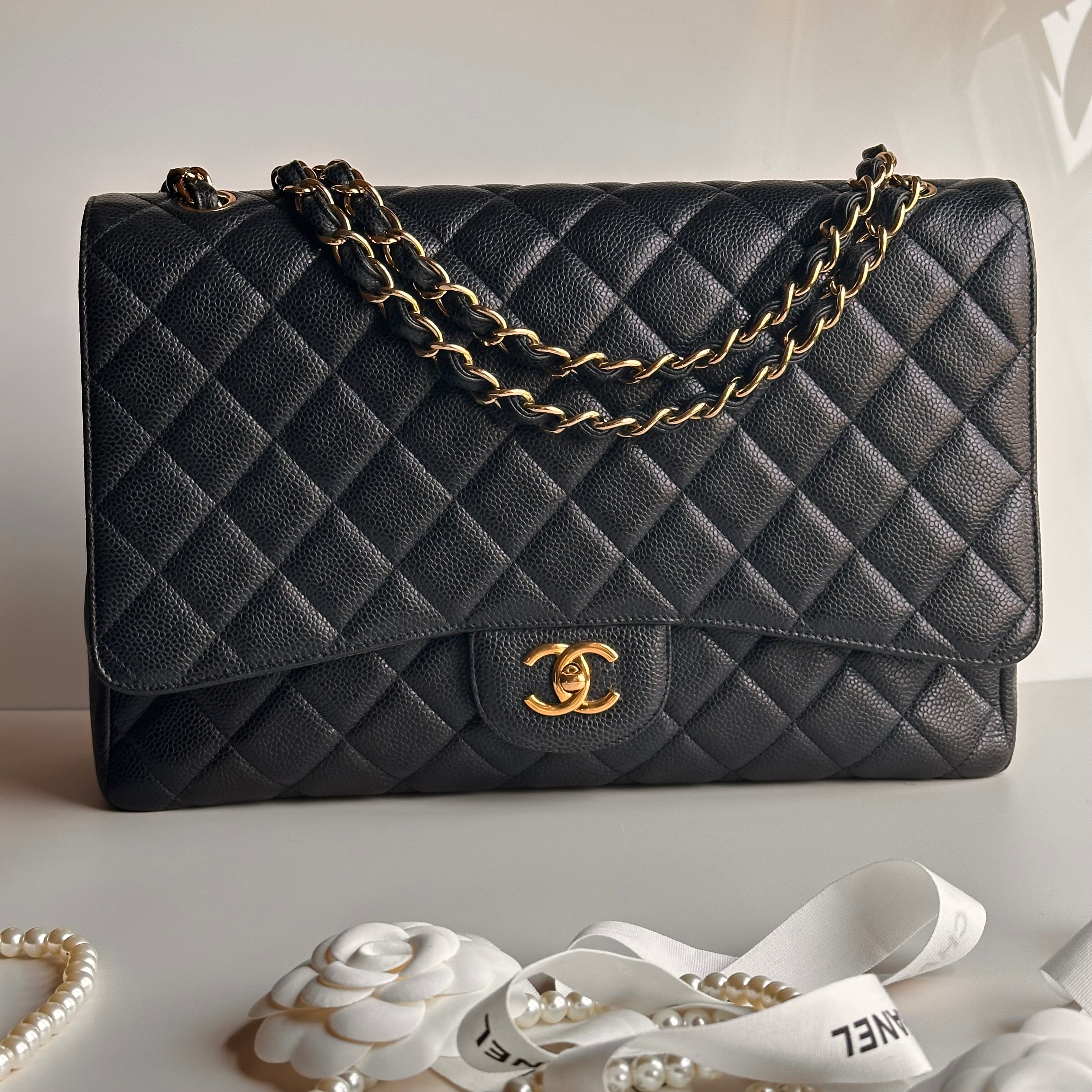 Chanel Maxi Classic Single Flap Black Caviar GHW