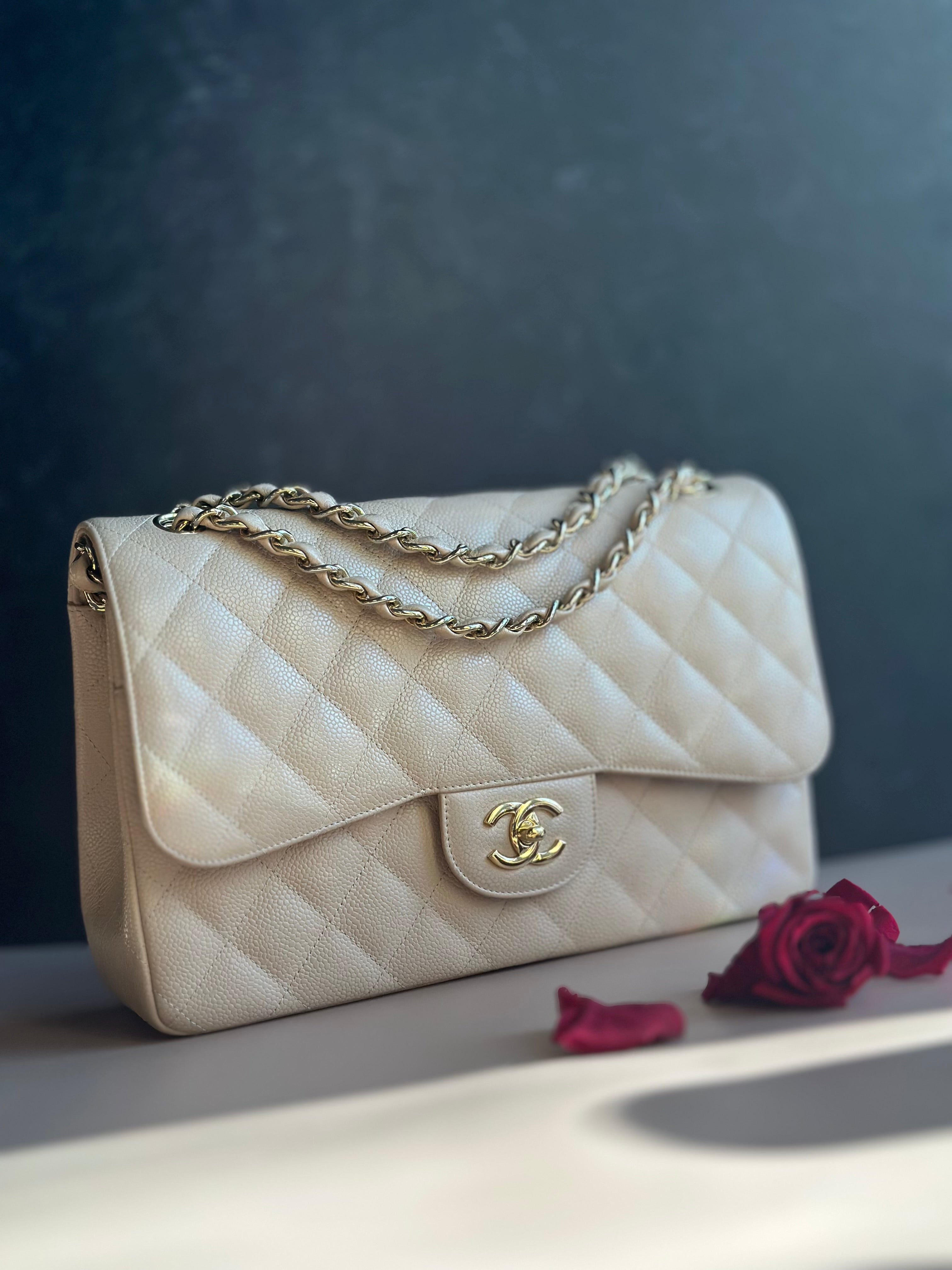 Chanel jumbo Beige Clair Classic Flap