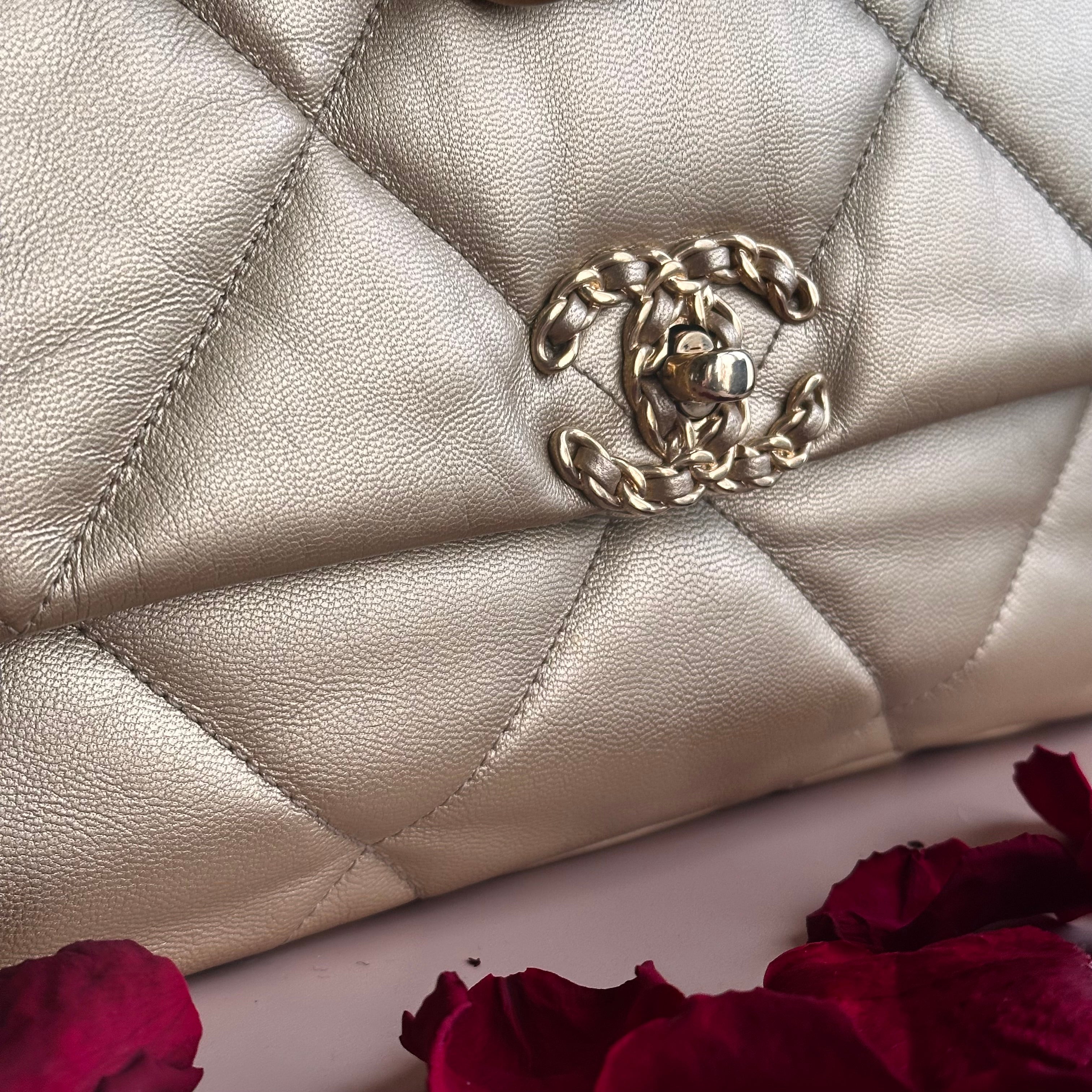 20B Chanel Medium-Large 19 Flap Metallic Gold Goatskin Mix Hardware and Cotton Linings