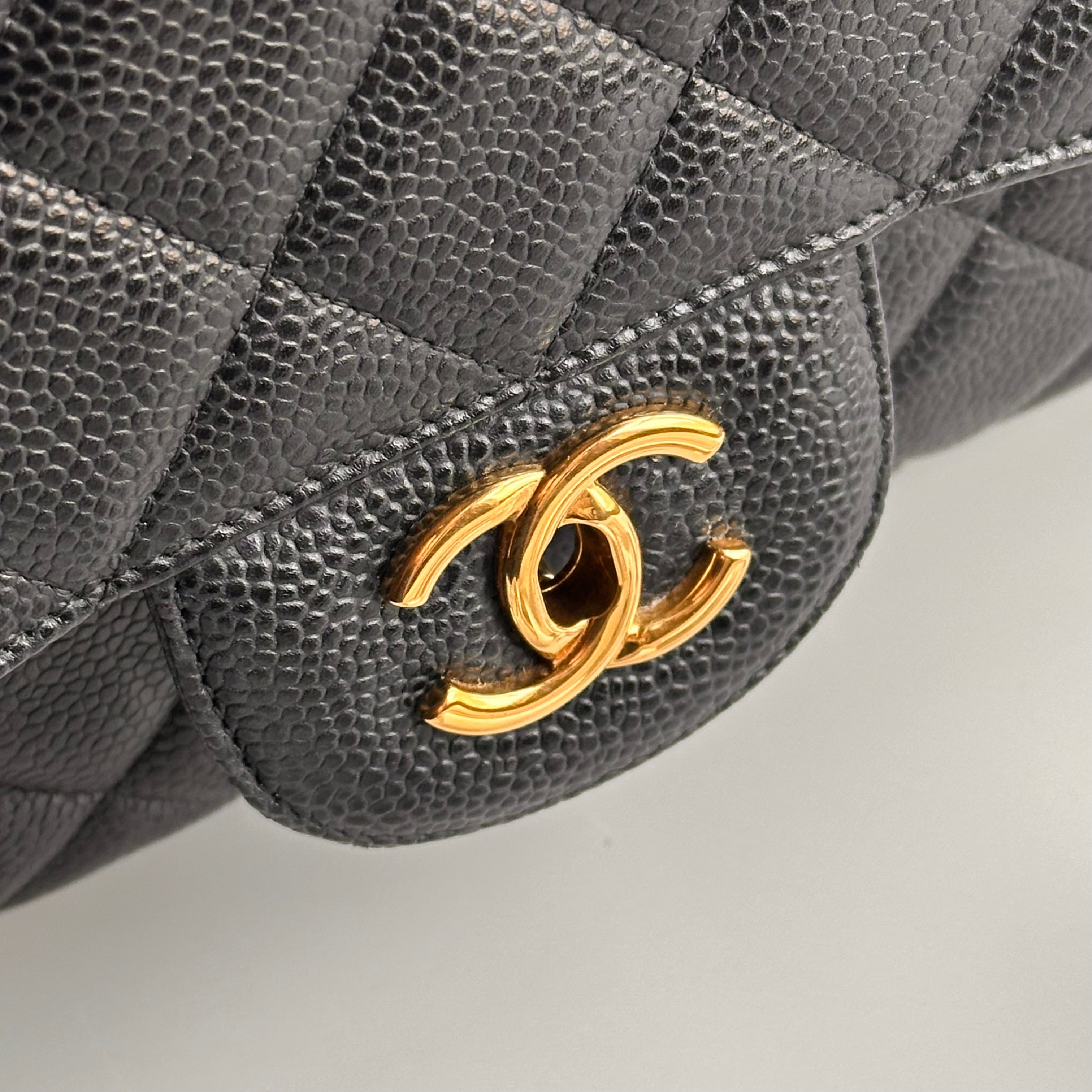 Chanel Maxi Classic Single Flap Black Caviar GHW