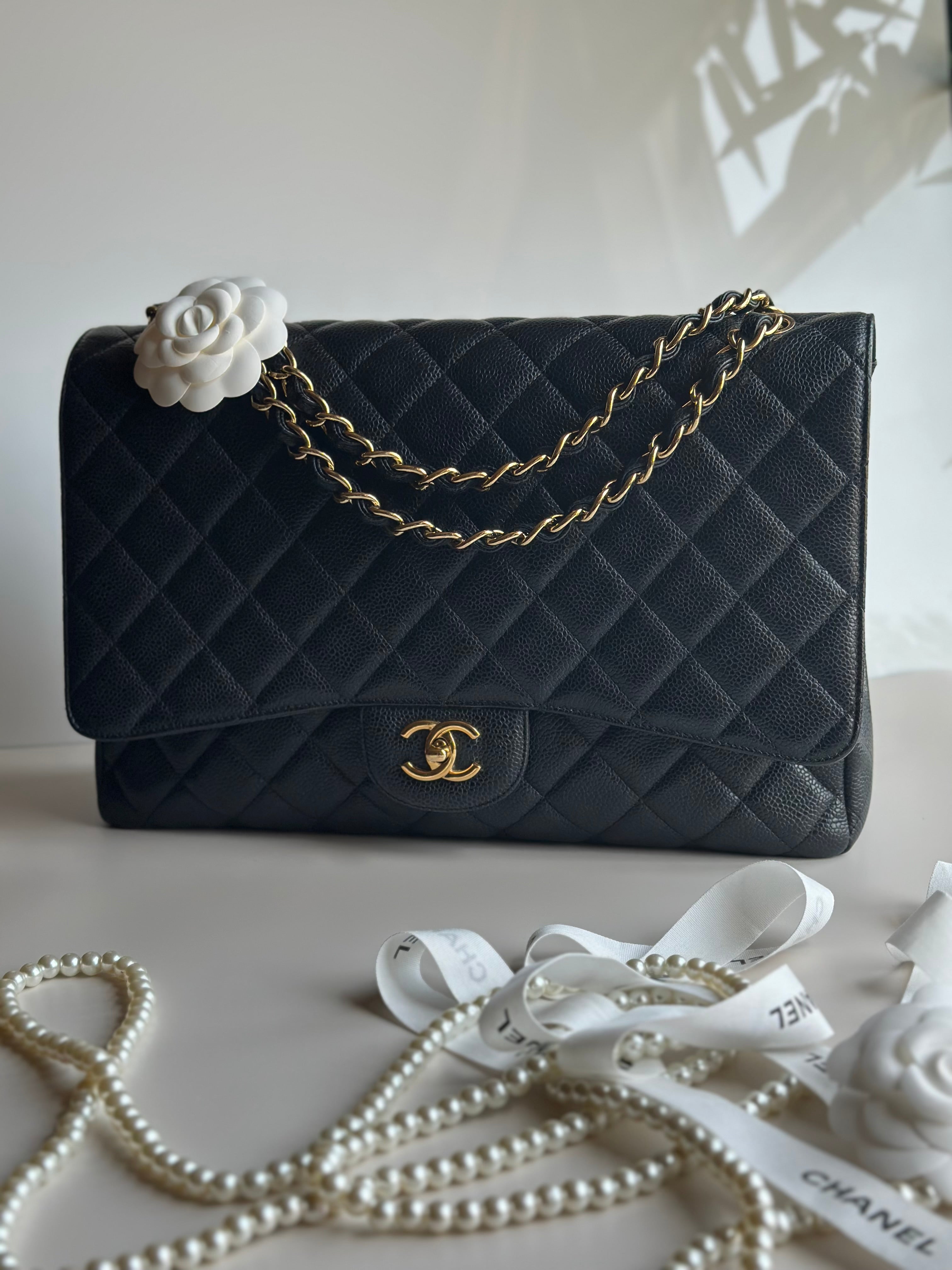 Chanel Maxi Classic Single Flap Black Caviar GHW