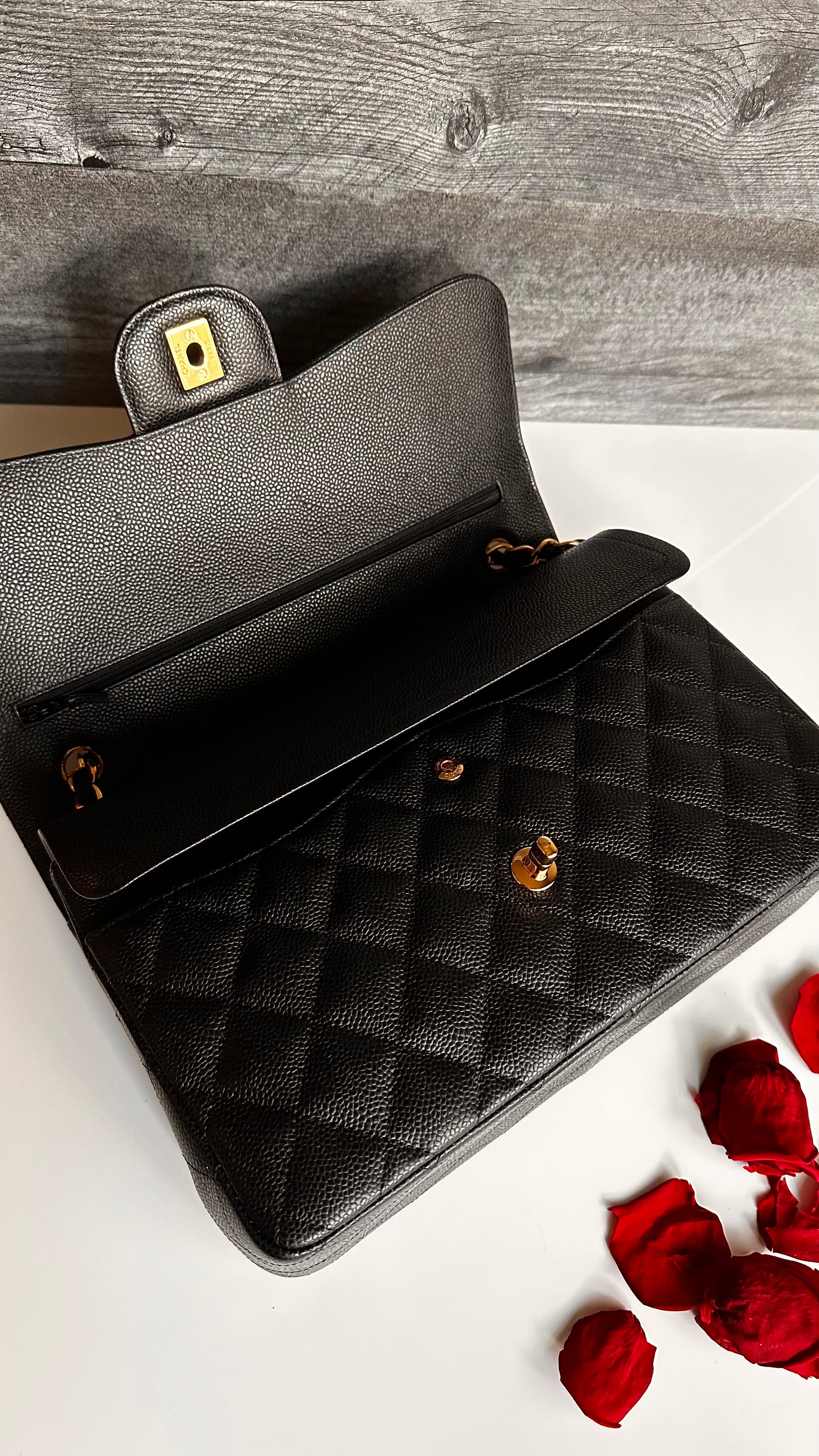 Chanel Jumbo Timeless Classic Double Flap Black Caviar GHW