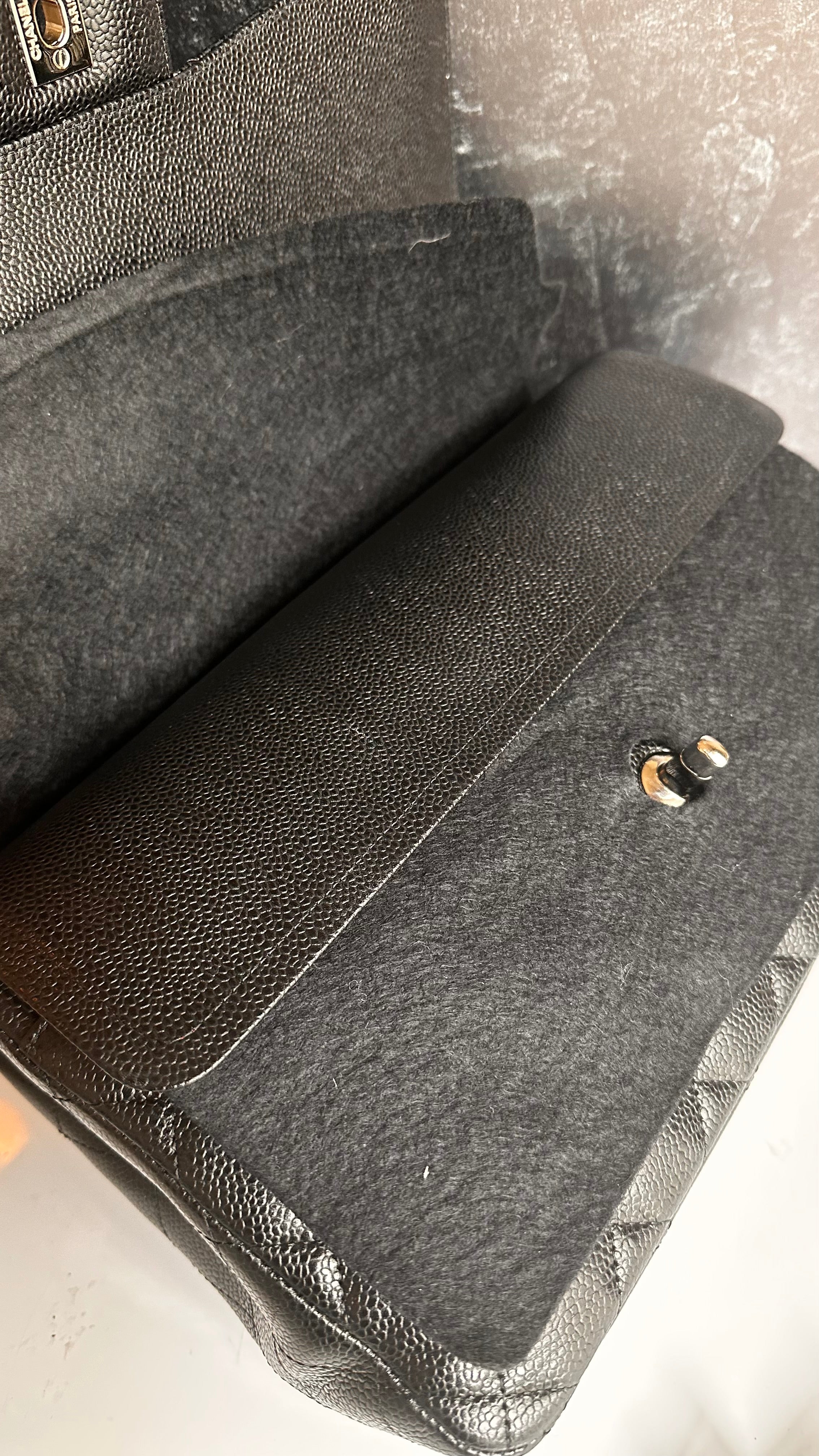 Chanel Timeless Classic Flap Jumbo Black Caviar SHW