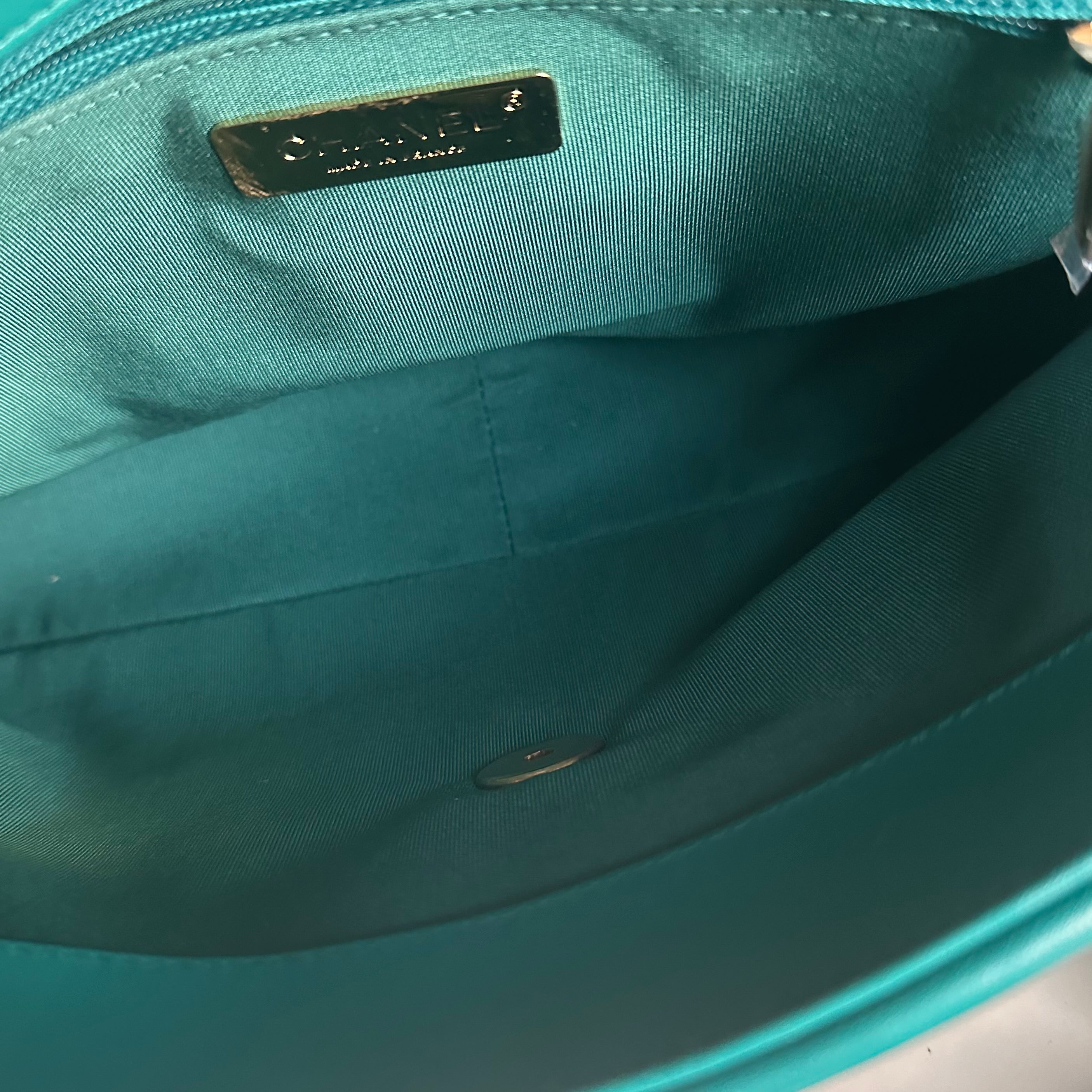 19K Medium-Large 19 Flap Dark Green Goatskin Trio Mix Hardware