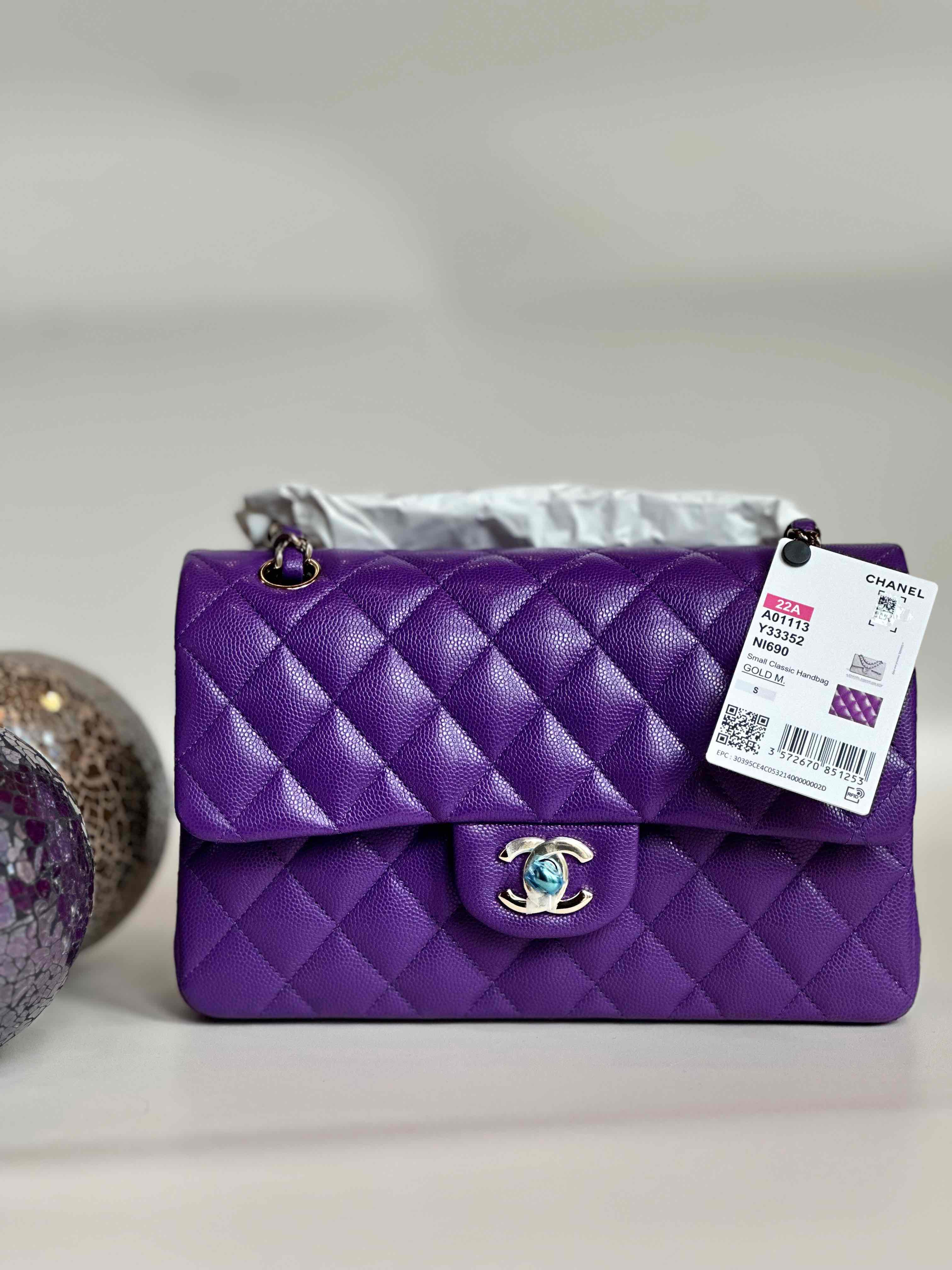 BNIBWT 22A Chanel Small Classic Flap Purple Caviar LGHW