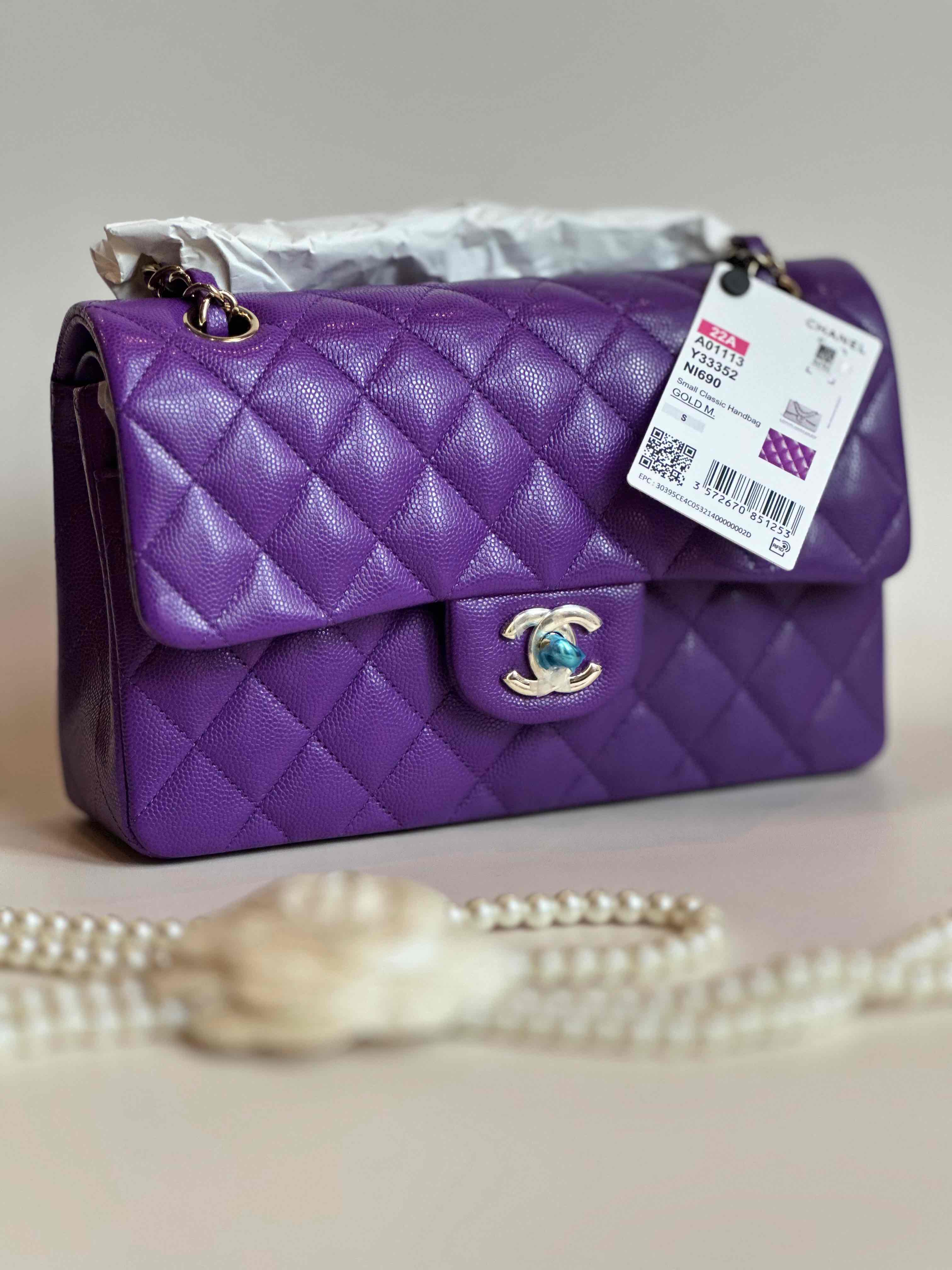 BNIBWT 22A Chanel Small Classic Flap Purple Caviar LGHW