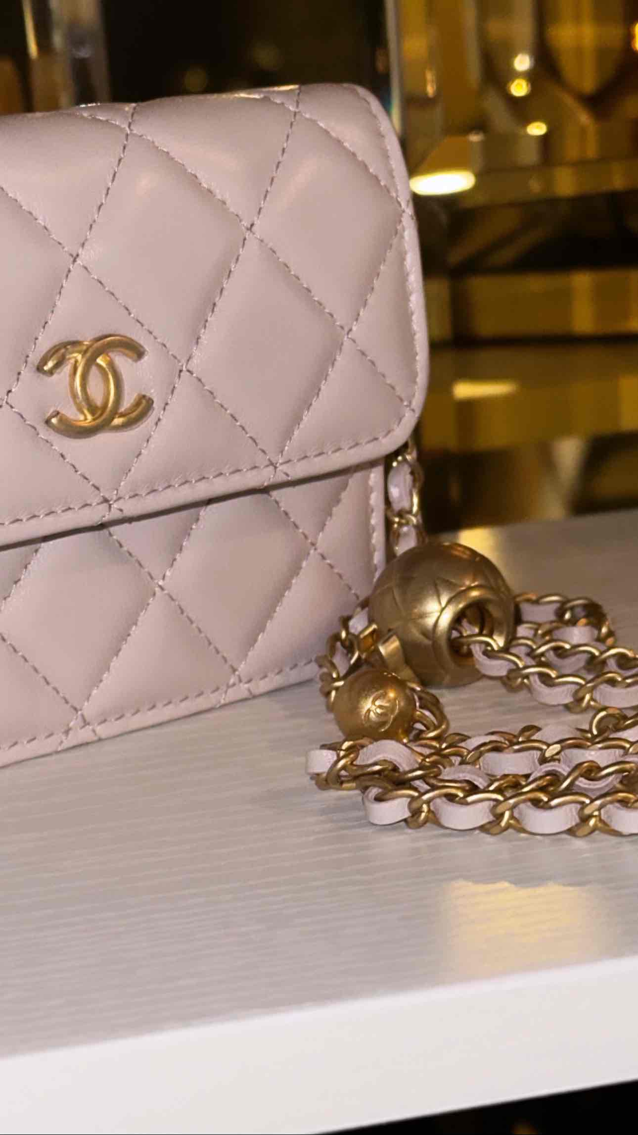 21B Chanel Pearl Crush Mini Clutch with chain lilac lambskin and aged gold hardware