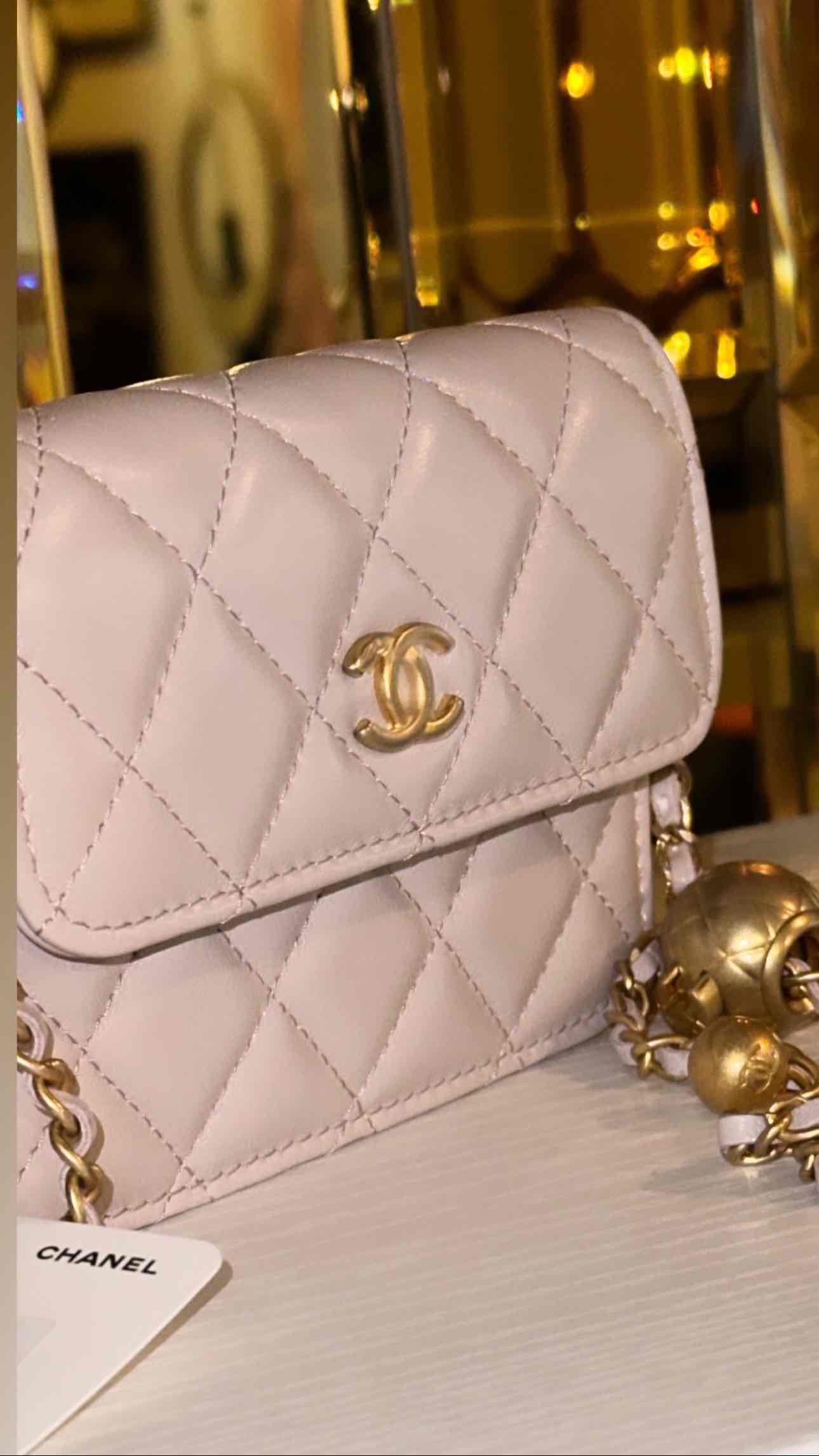 21B Chanel Pearl Crush Mini Clutch with chain lilac lambskin and aged gold hardware