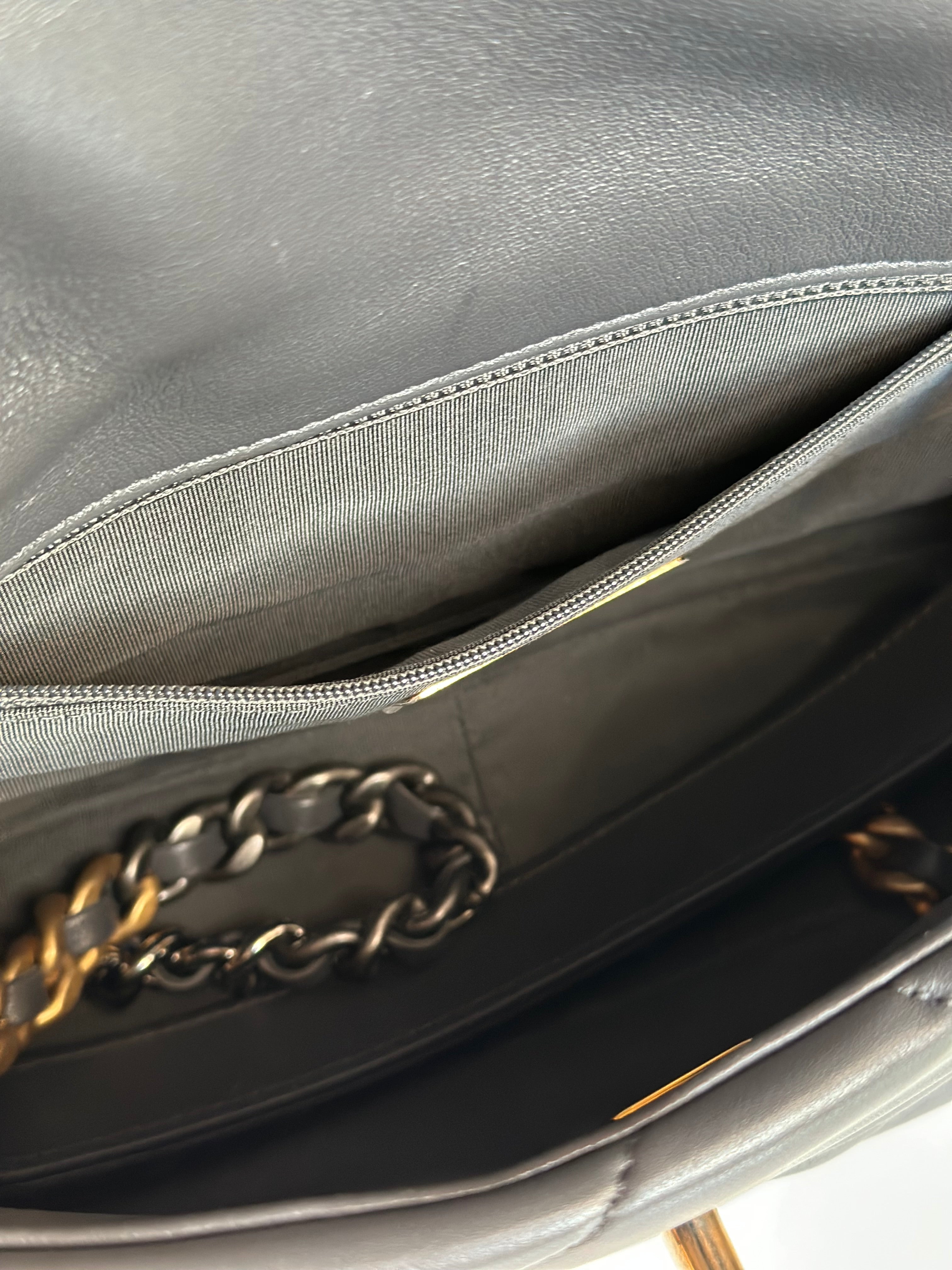 21B Chanel Small-Medium 19 Flap Dark Grey Lambskin