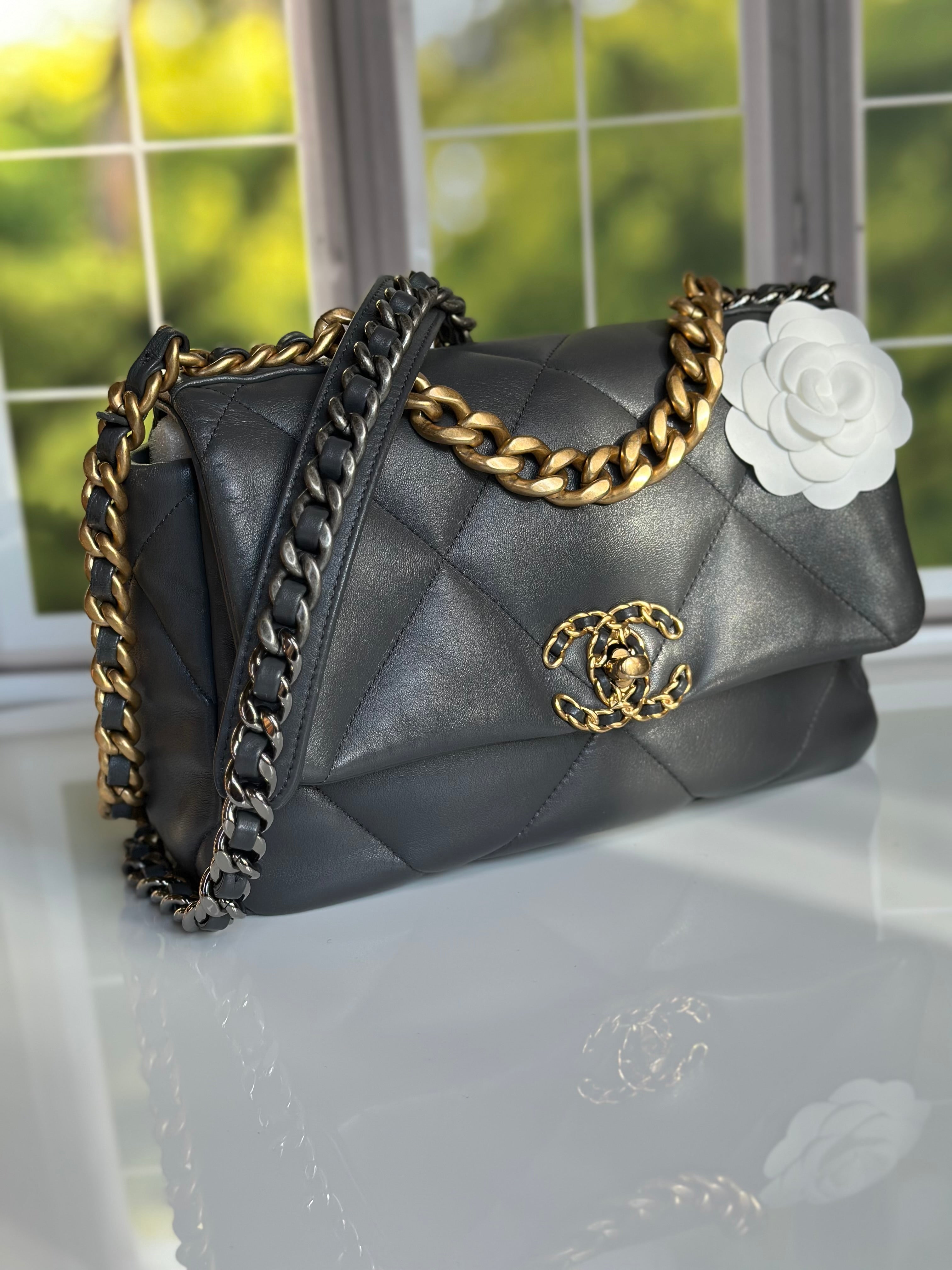 21B Chanel Small-Medium 19 Flap Dark Grey Lambskin