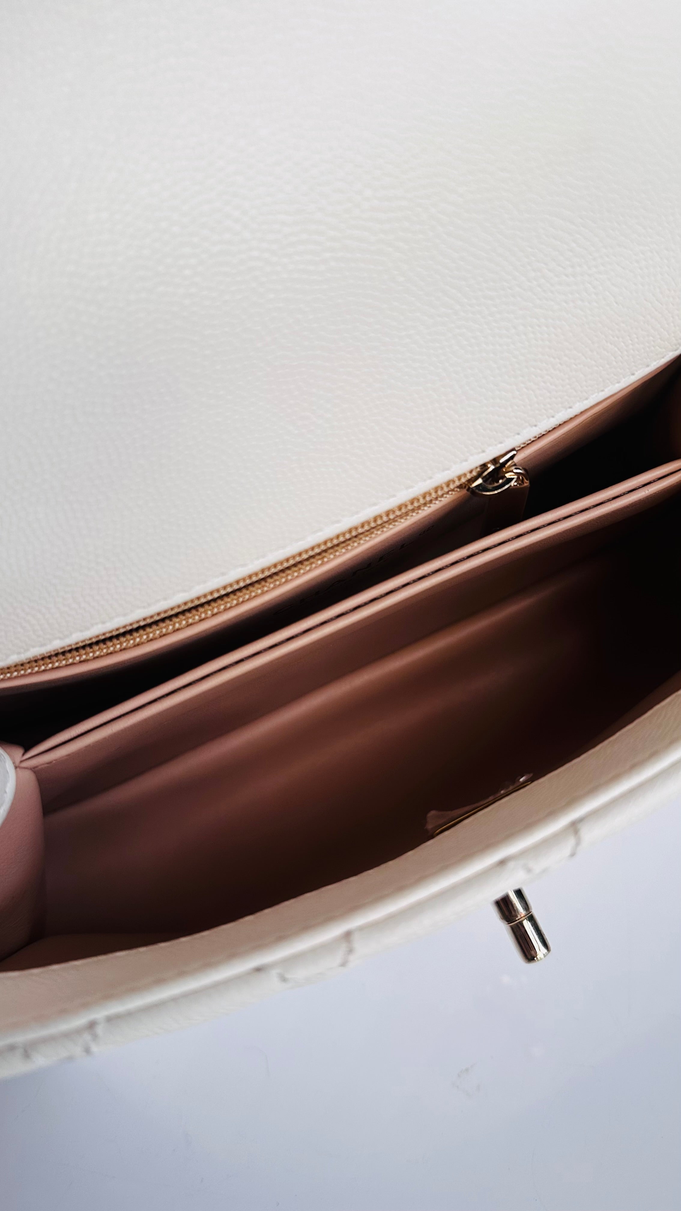 Chanel 2022 Small Coco Handle White Caviar LGHW