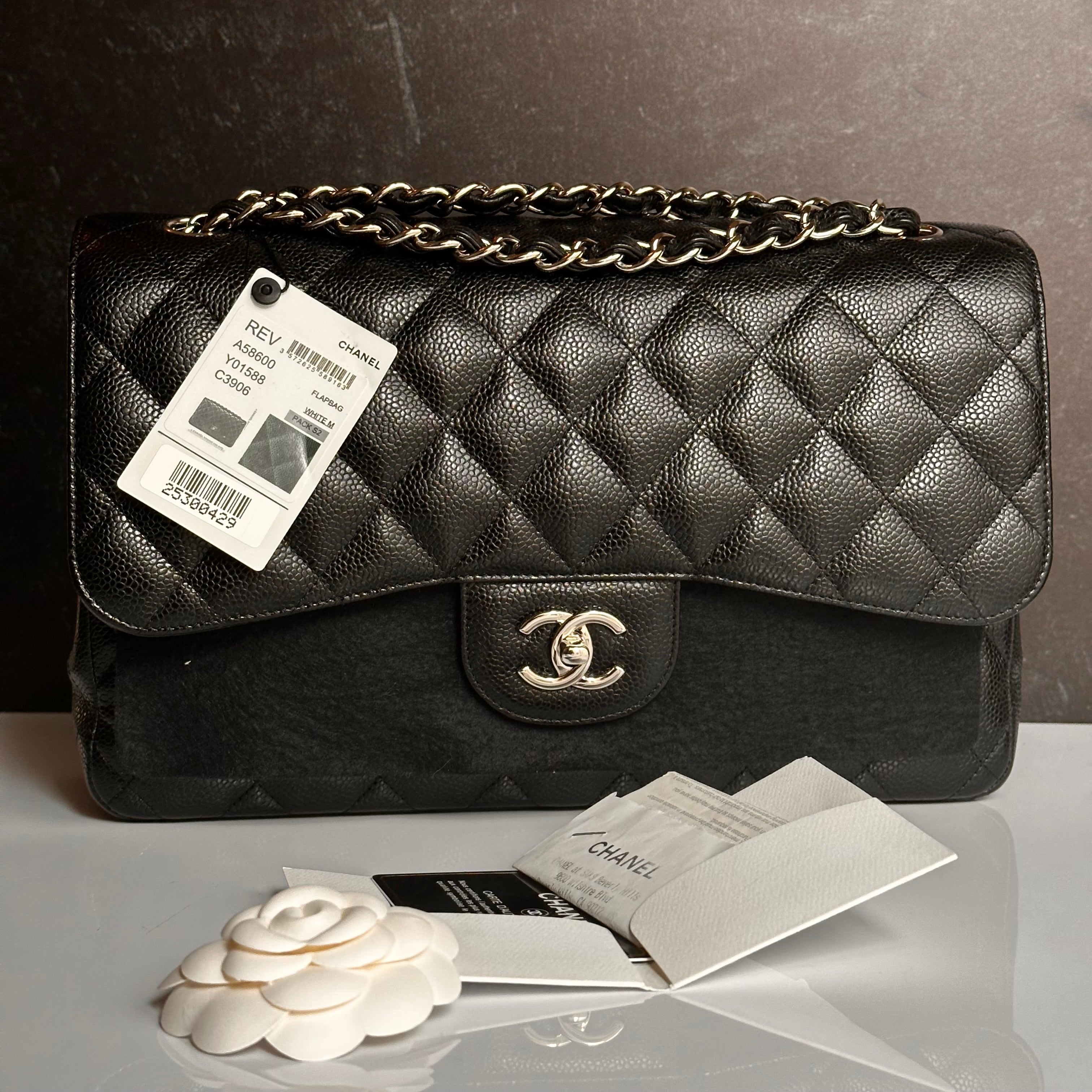 Chanel Timeless Classic Flap Jumbo Black Caviar SHW