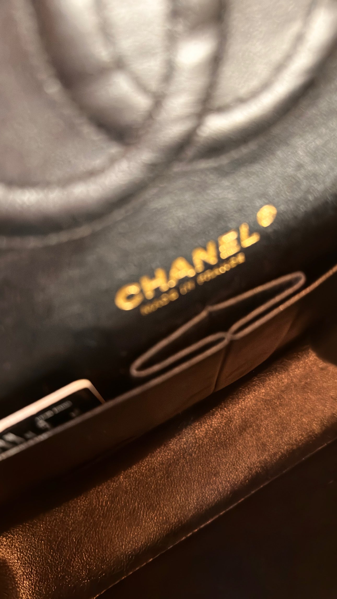 Chanel Medium Classic Flap Black Caviar 24K GHW