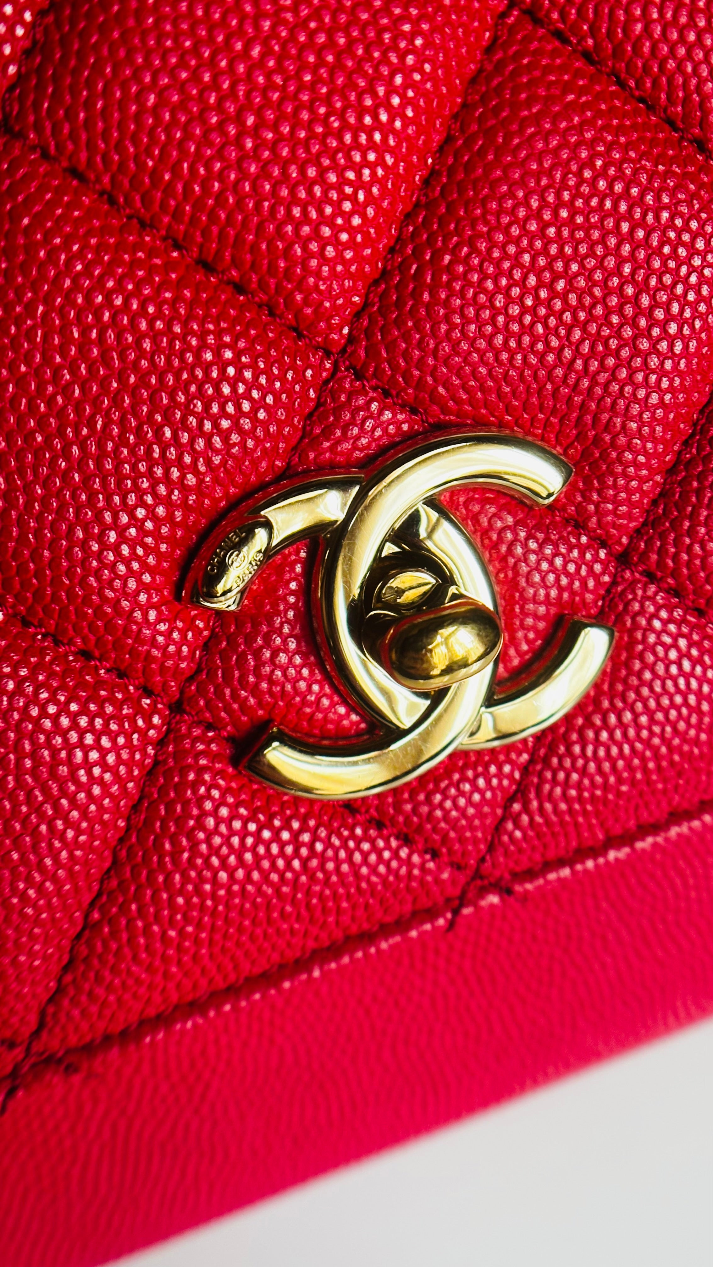 18S Chanel Small Business Affinity Flap Red Caviar GHW