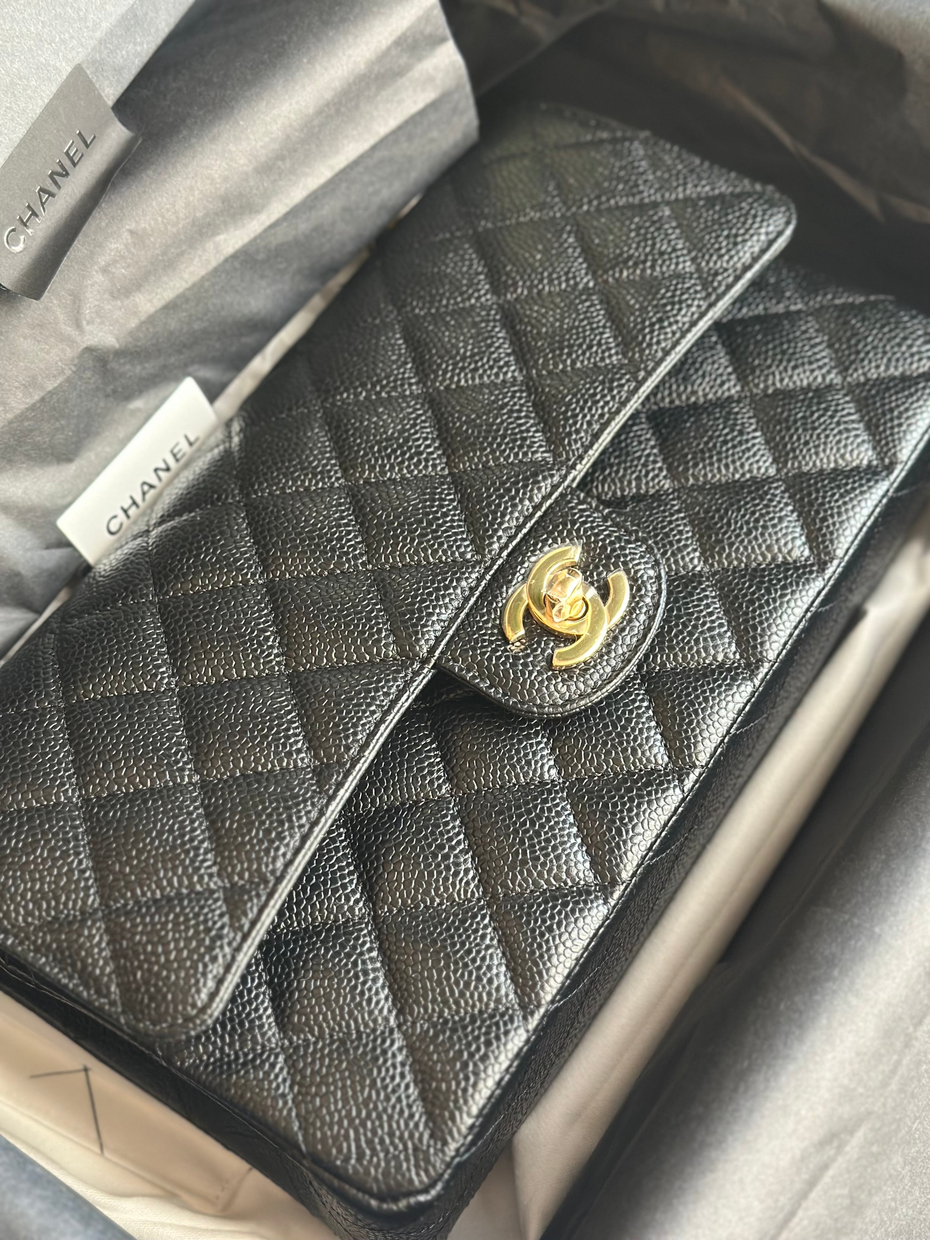 2023 BNIB Chanel Medium Classic Double Flap Black Caviar GHW