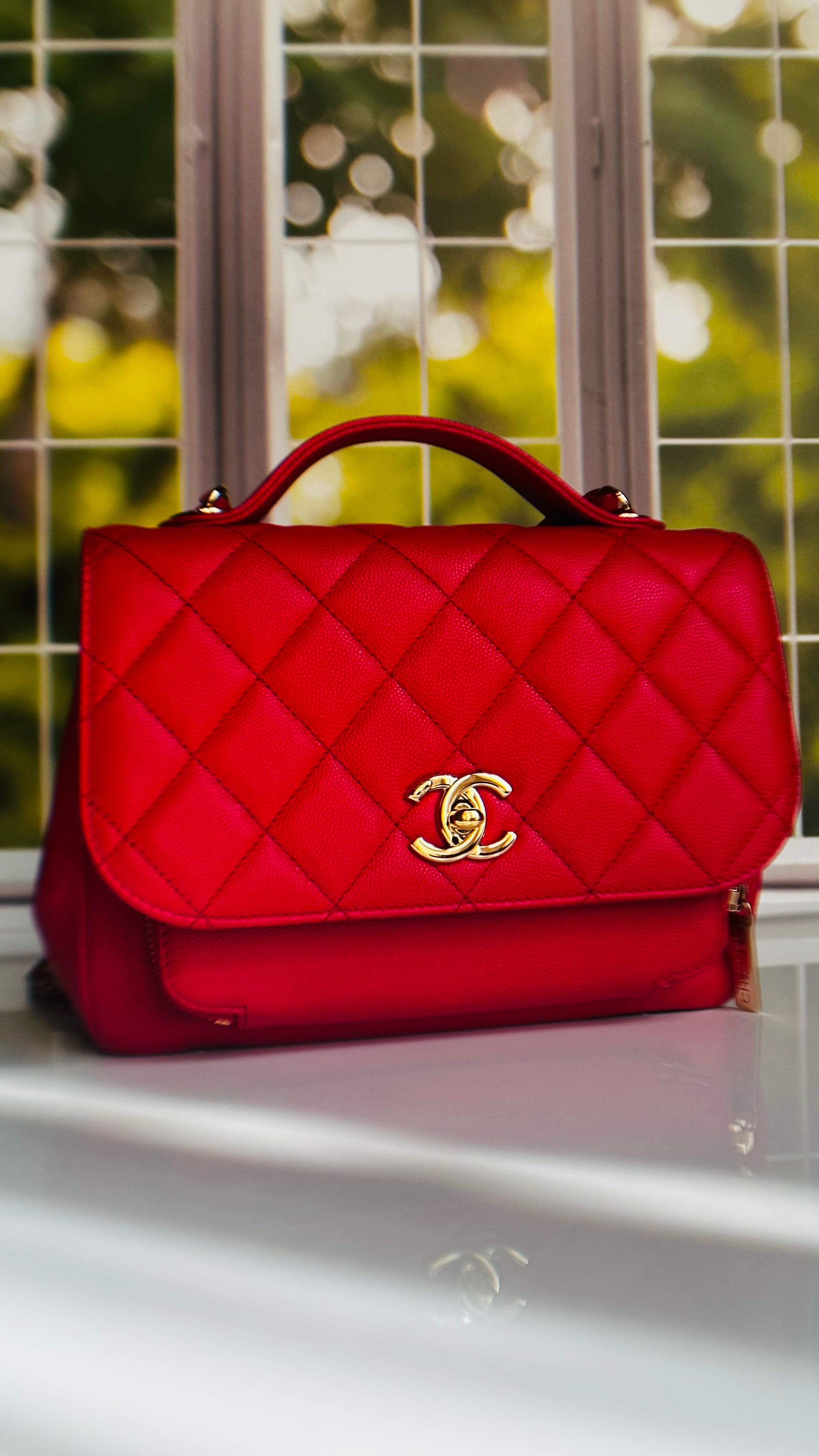 18S Chanel Small Business Affinity Flap Red Caviar GHW