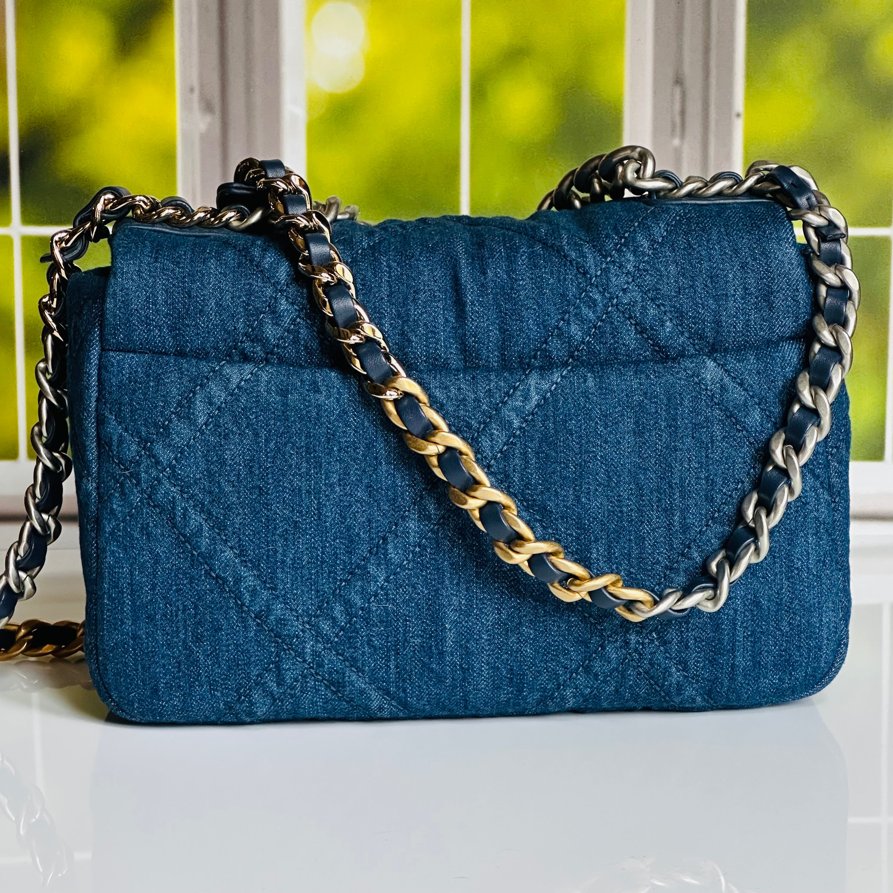2022 Chanel Small-Medium 19 Flap Dark Blue Denim w/mixed Finish Hardware