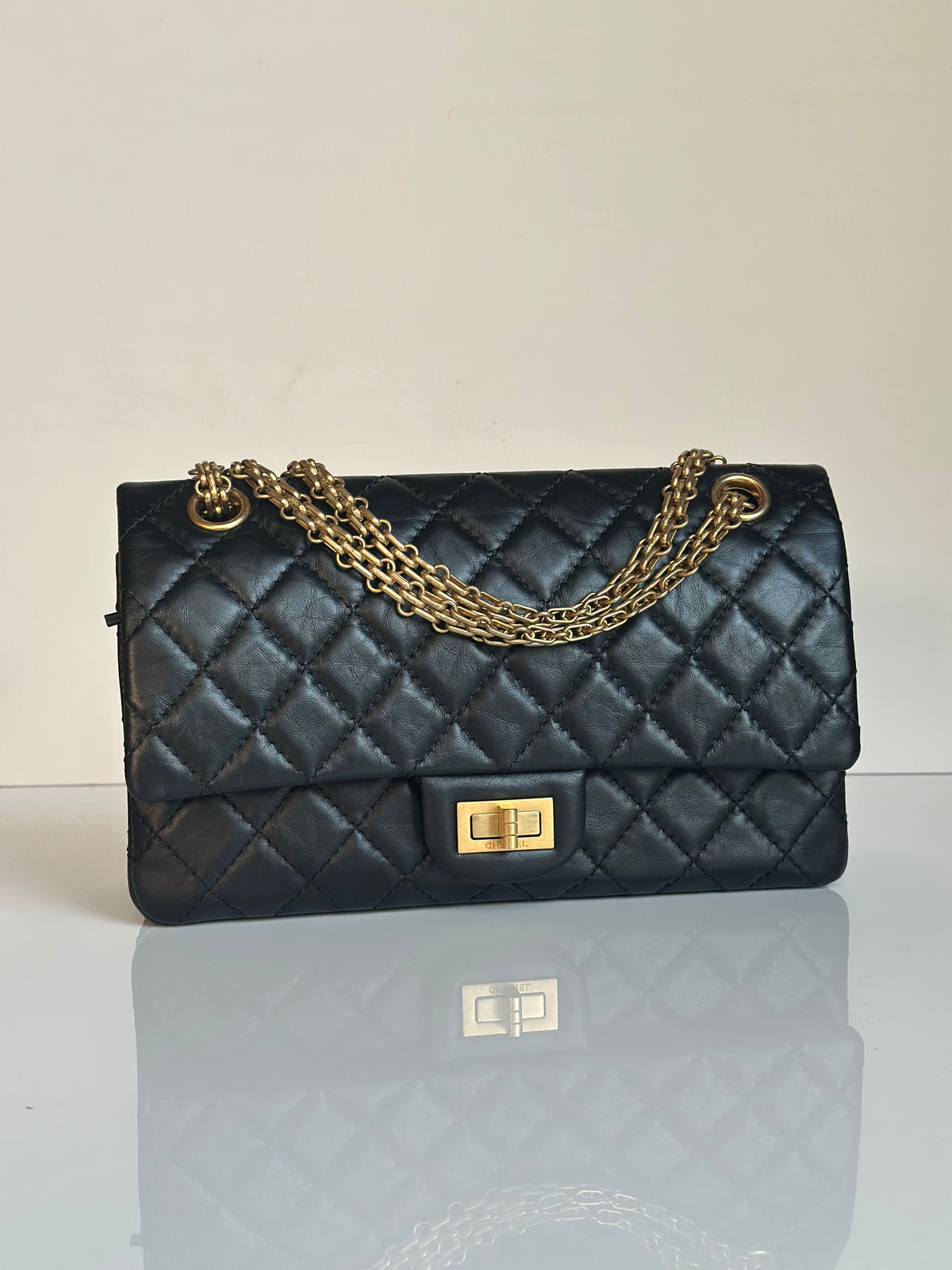 Chanel 2.55 Reissue Double Flap Black Aged Calfskin GHW Size 225