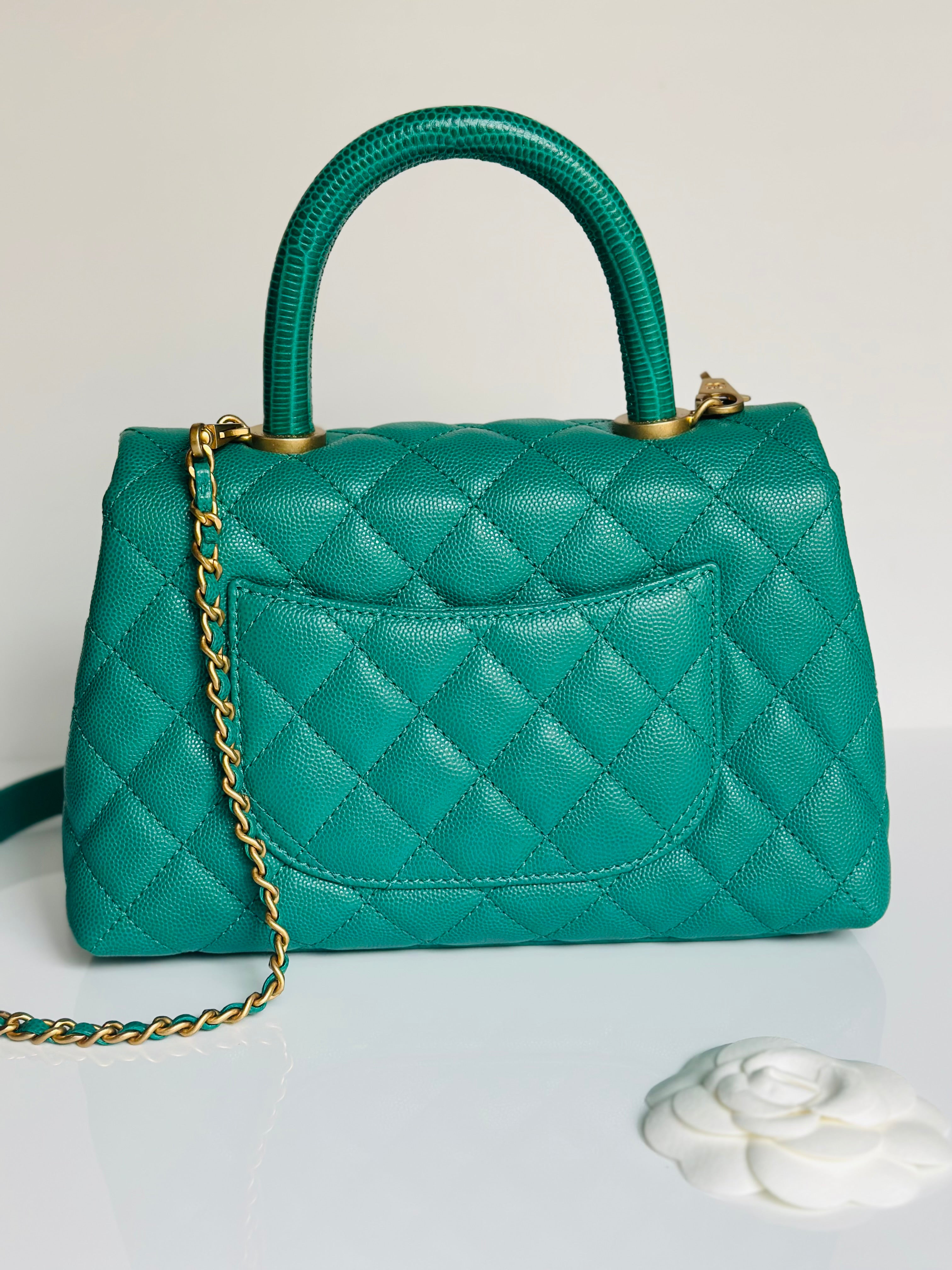 Métiers D’art 2019 Chanel Small Coco Handle Flap Green Caviar & Aged Gold Hardware