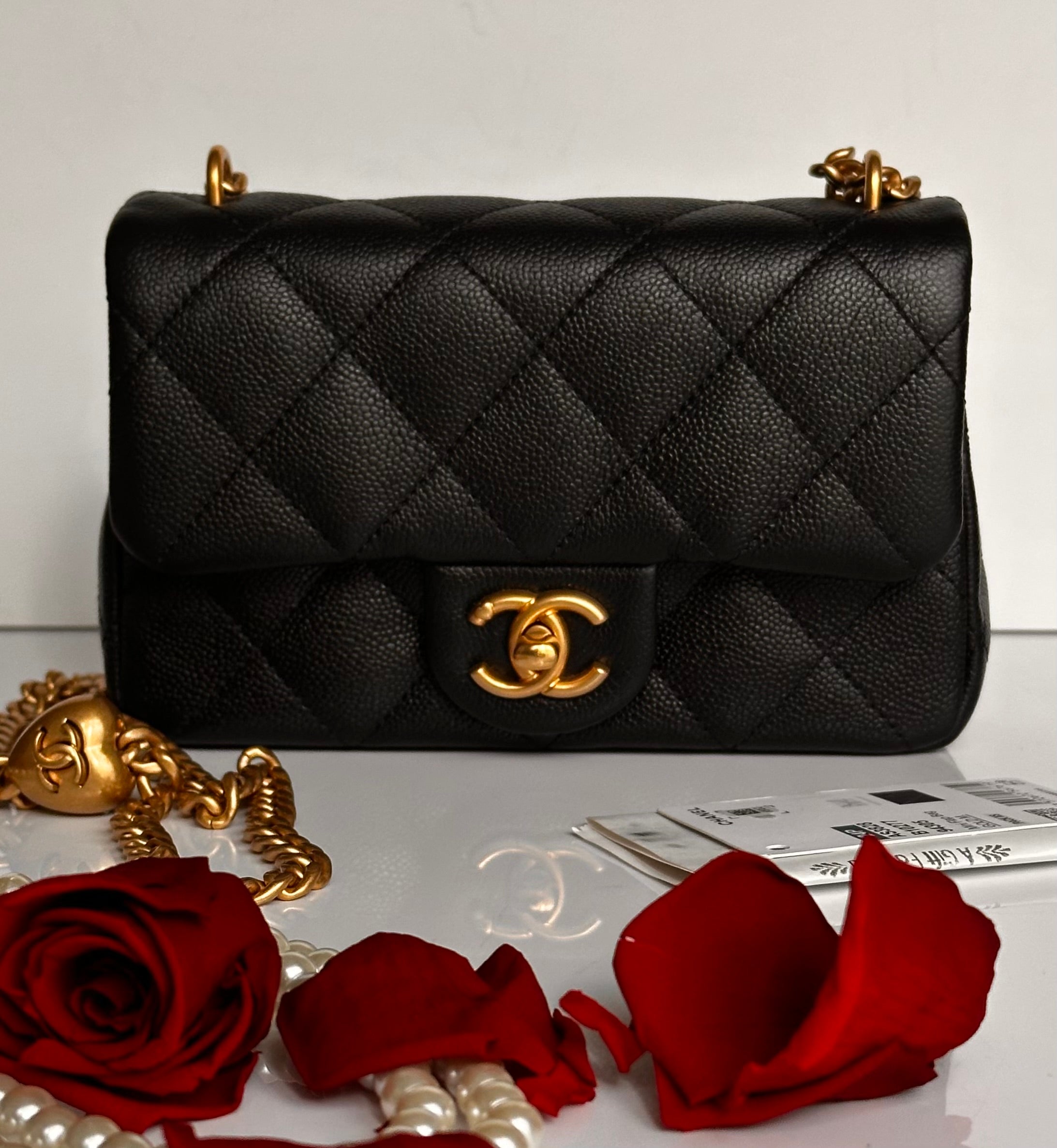 24P Chanel Mini Sweetheart Flap Black Caviar Aged GHW