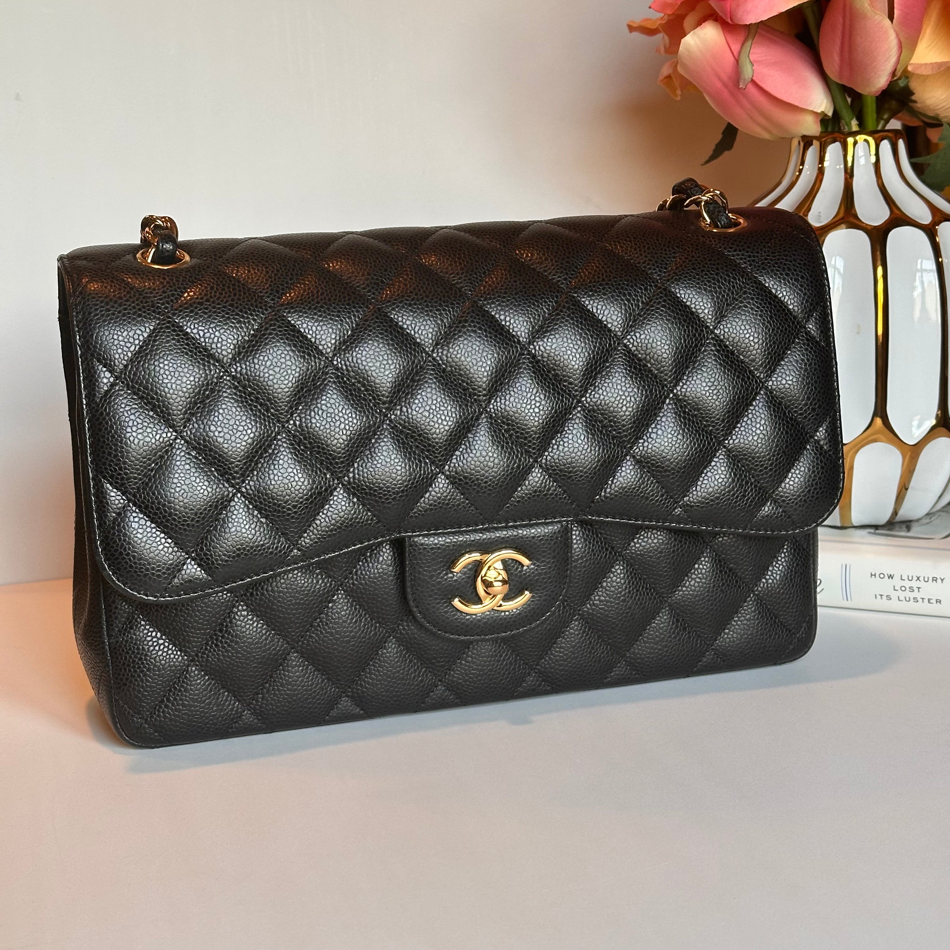 CHANEL JUMBO CLASSIC FLAP BLACK CAVIAR GHW